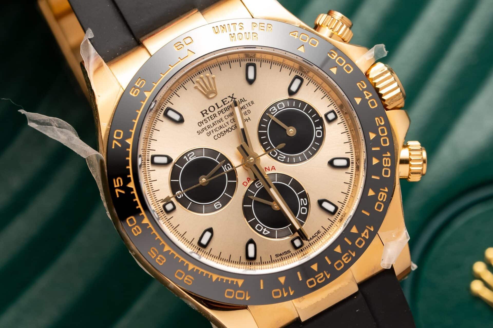 Rolex Daytona 116518 Yellow Gold Champagne Dial Oysterflex Replica 40mm - Image 2
