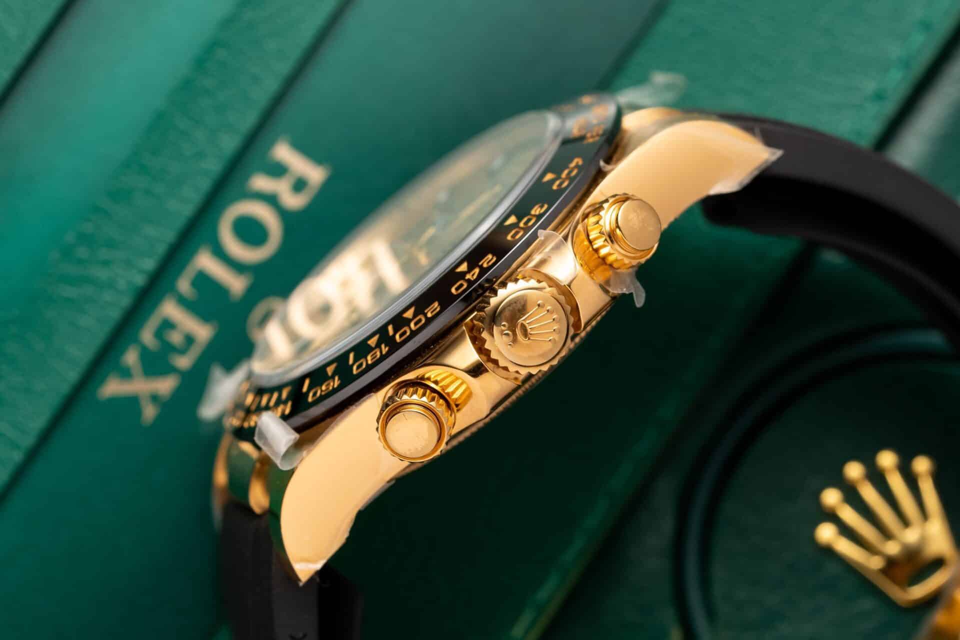 Rolex Daytona 116518 Yellow Gold Champagne Dial Oysterflex Replica 40mm - Image 4