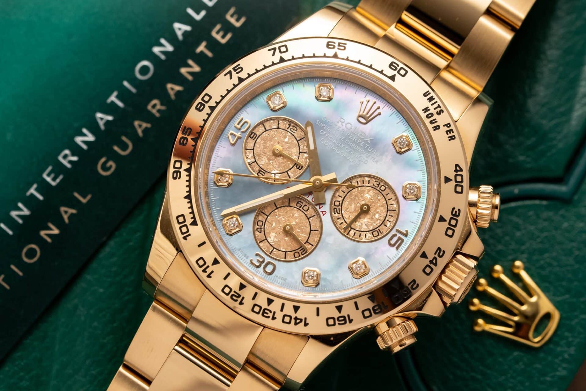 Rolex Daytona Yellow Gold Custom Purple MOP Dial Best Replica 40mm - Image 3