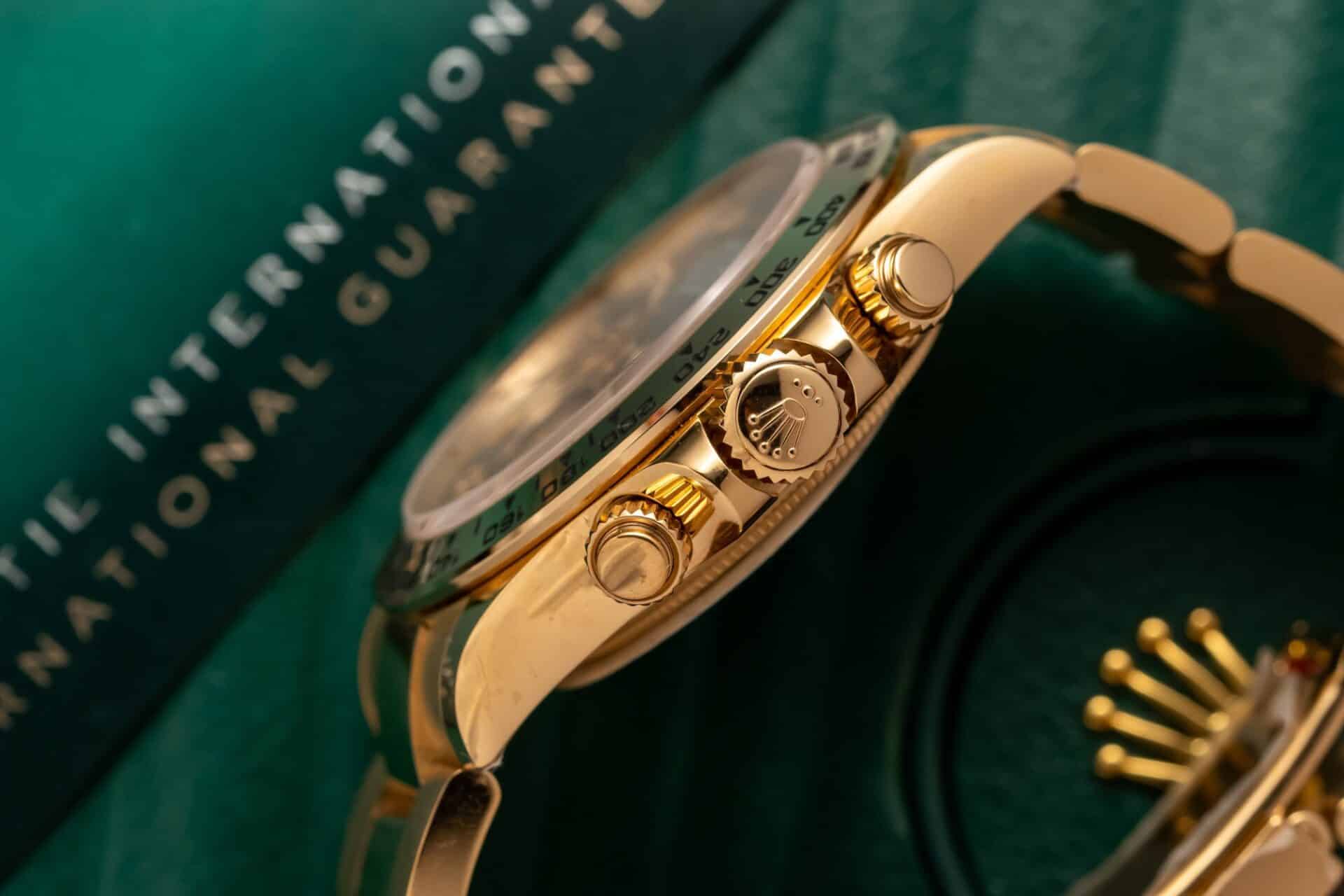 Rolex Daytona Yellow Gold Custom Purple MOP Dial Best Replica 40mm - Image 5