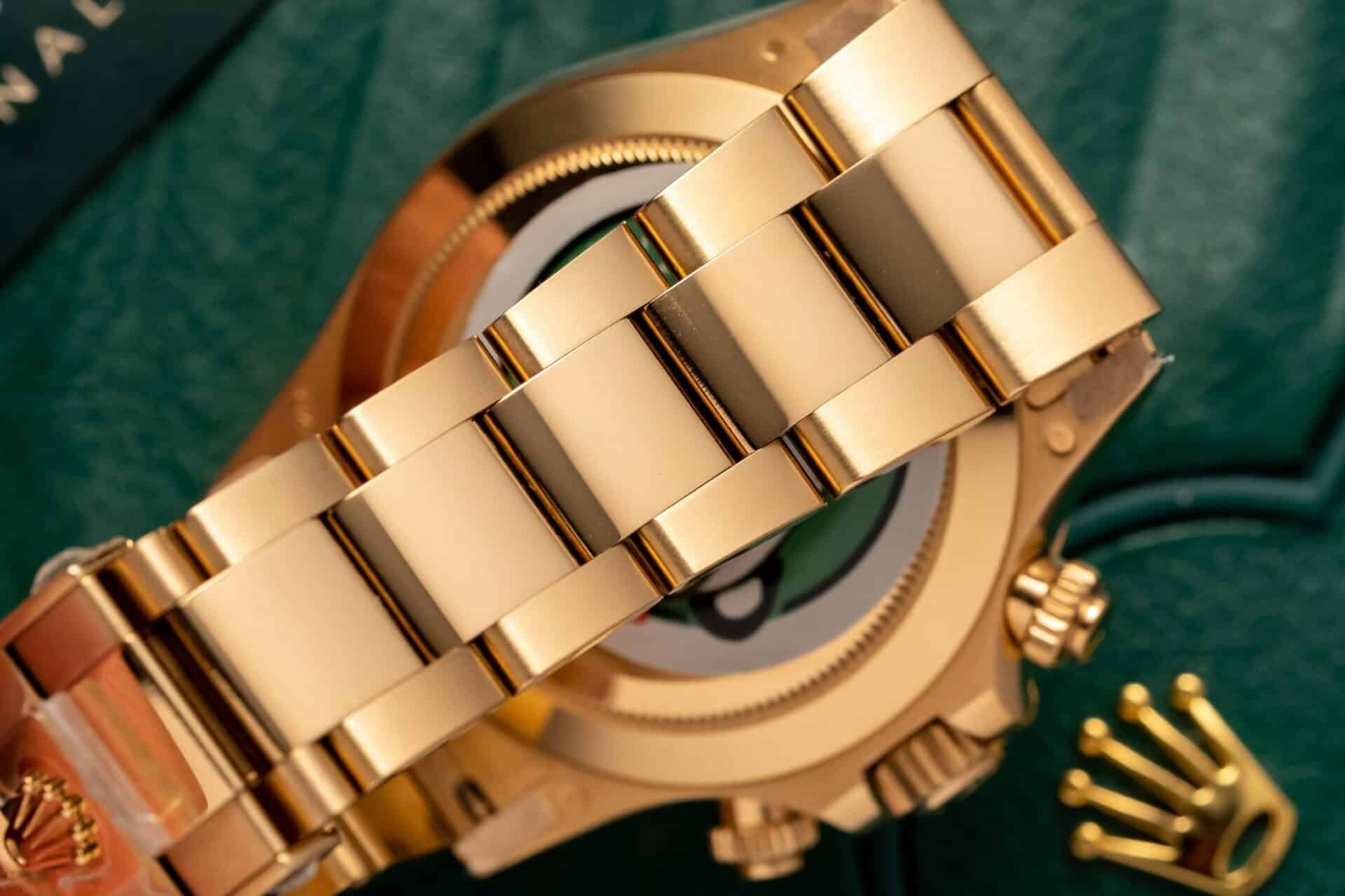 Rolex Daytona Yellow Gold Custom Purple MOP Dial Best Replica 40mm - Image 7