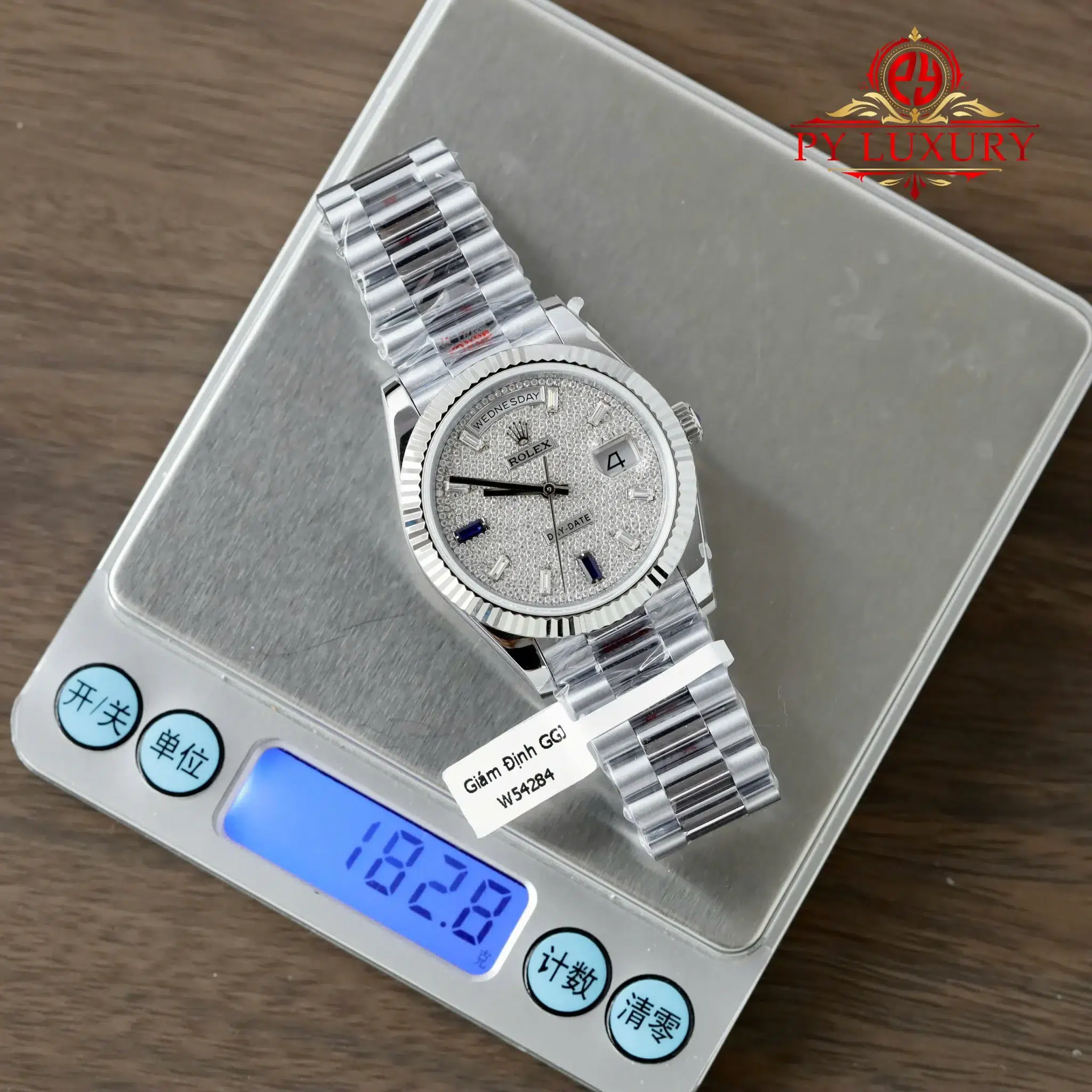 Rolex Day-Date 228236-0009 Custom Moissanite Dial 1:1 Best Replica QF 40mm - Image 3