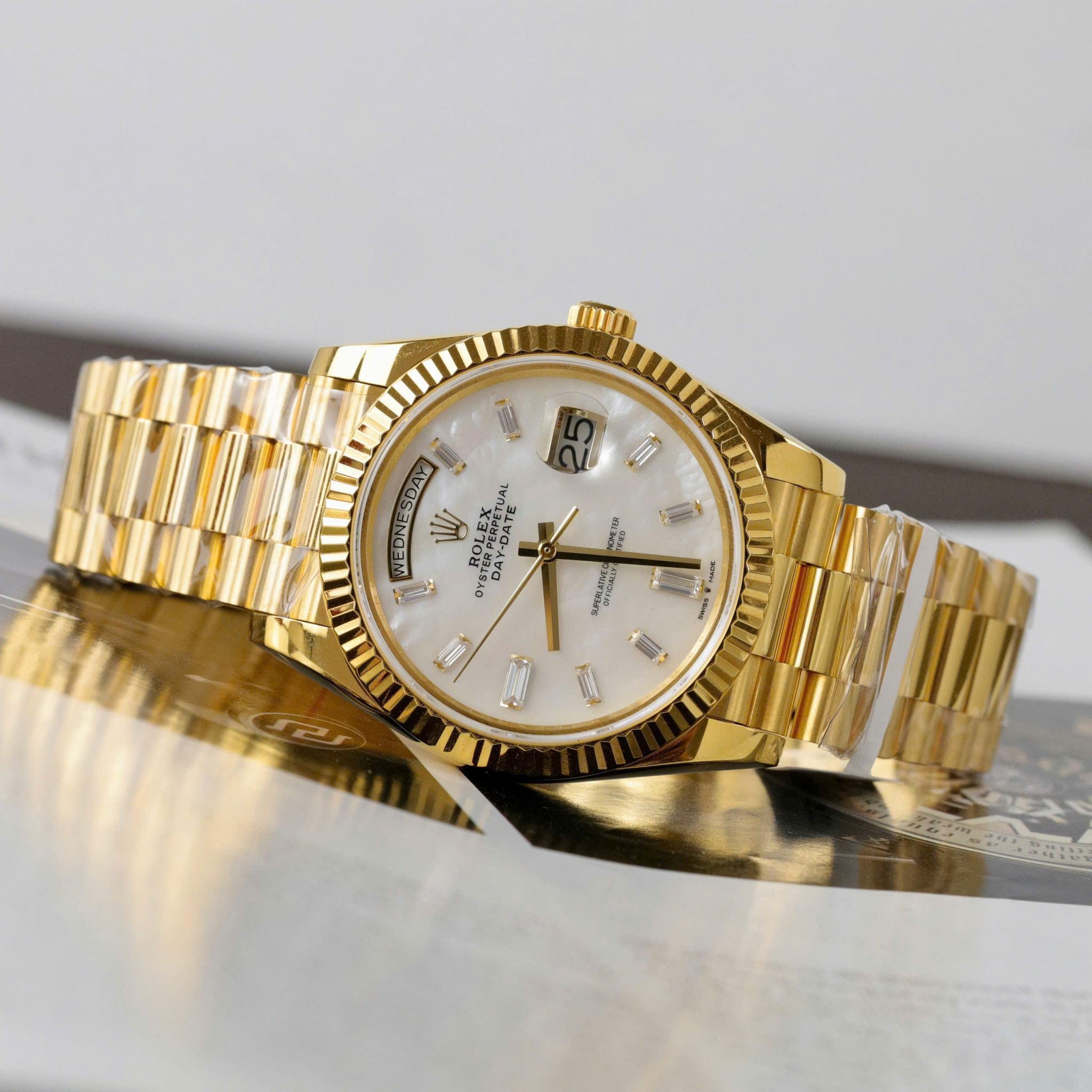 Rolex Day-Date 228238-0071 MOP Baguette Moissanite Index Dial 18K Yellow Gold Wrapped GMF V3 Best Replica 40mm - Image 5