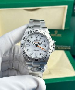 Rolex Explorer II 226570 White Dial 1:1 Best Replica Clean Factory 42mm