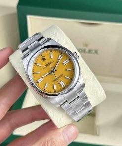 Rolex Oyster Perpetual 41 124300 Yellow Dial Best Quality Replica Clean Factory