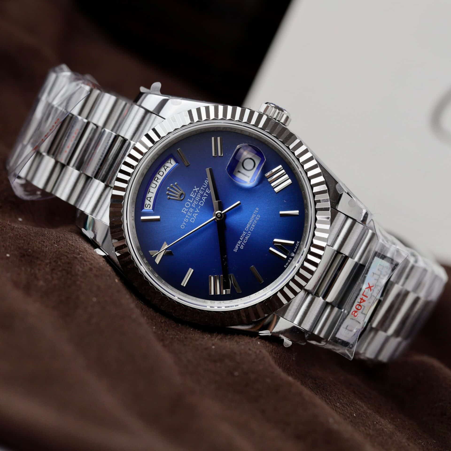 Rolex Day-Date 228236 Blue Ombré Dial 185g Best Replica Super Clone 40mm - Image 4