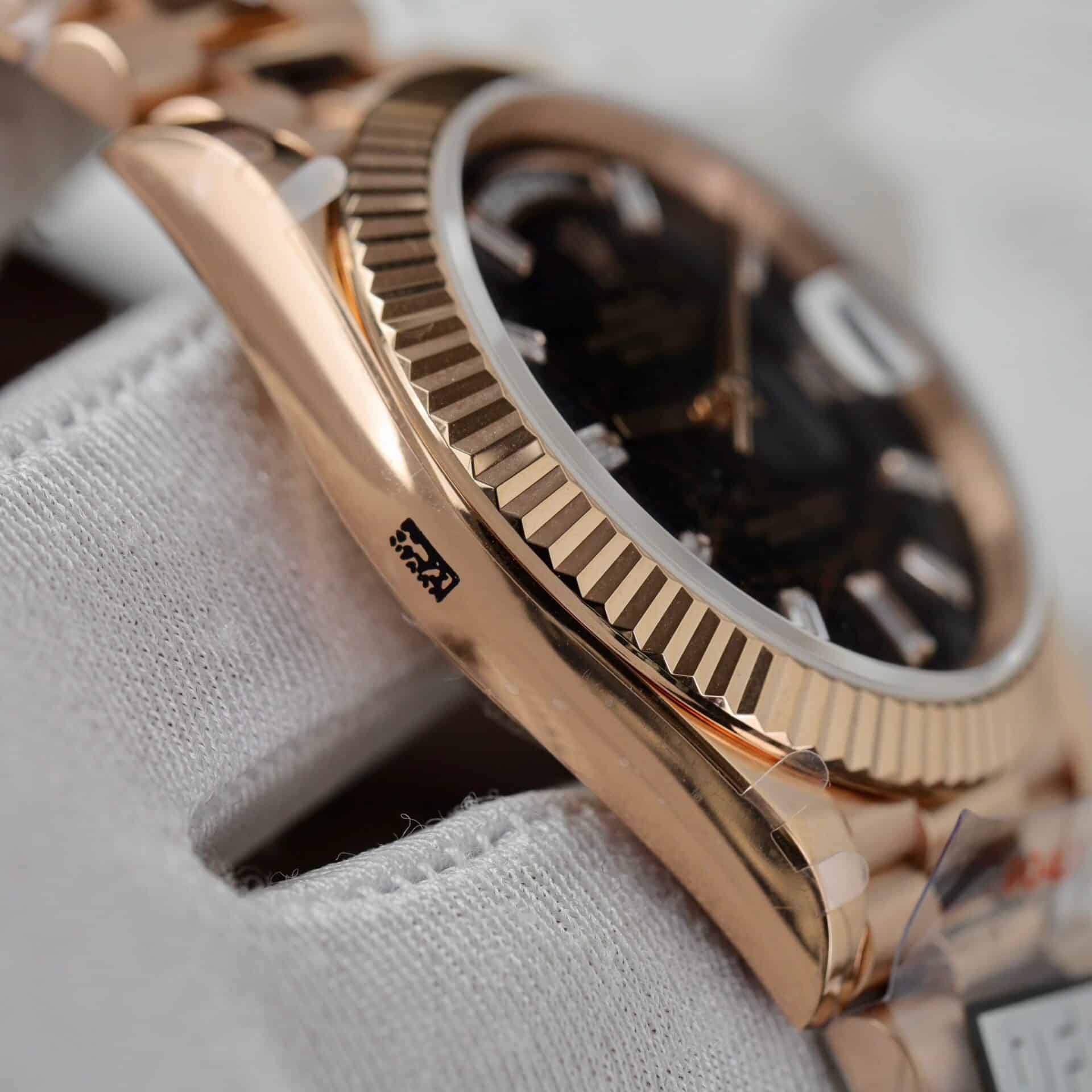 Rolex Day-Date 228235 Rose Gold Einsenkiesel Baguette Dial 186g Best Replica Q Factory 40mm - Image 8