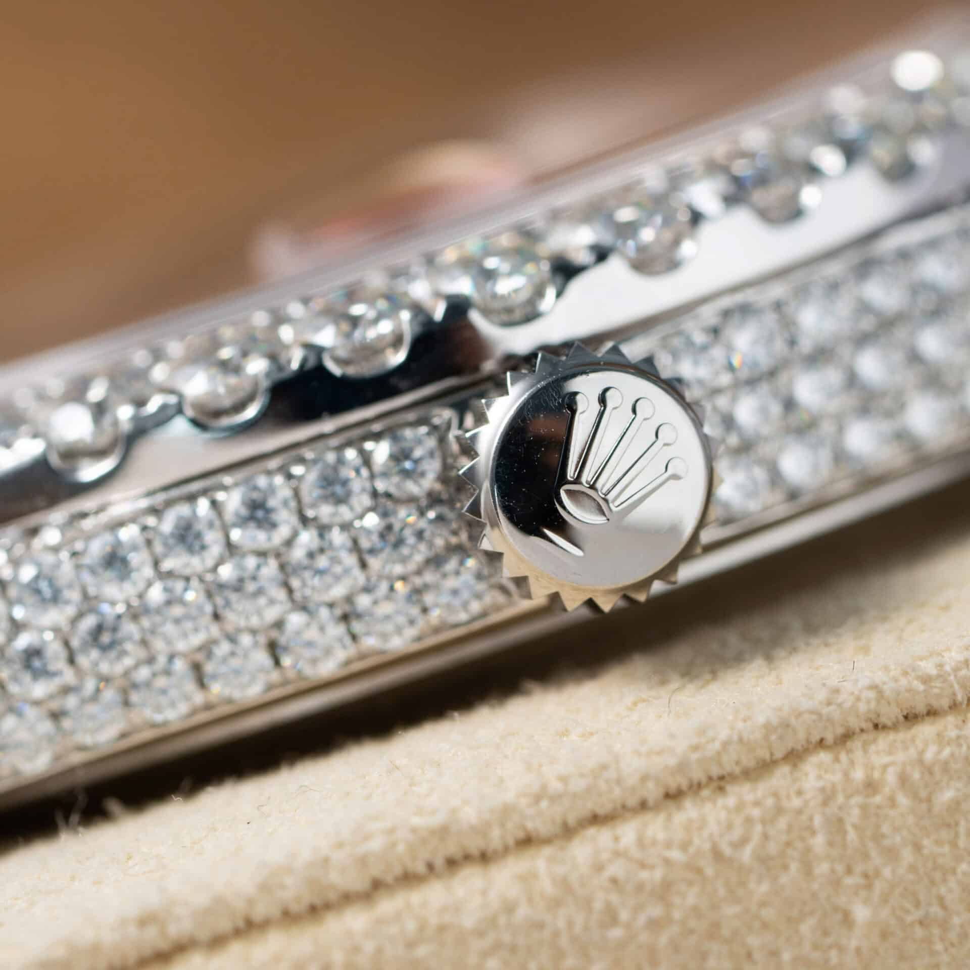 Rolex Datejust Red Roman Dial Iced Out Moissanite Best Replica 41mm - Image 11