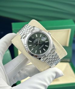Rolex Datejust 126334 Mint Green Dial Luminous Fluted Bezel Jubilee Best Replica VSF 41mm