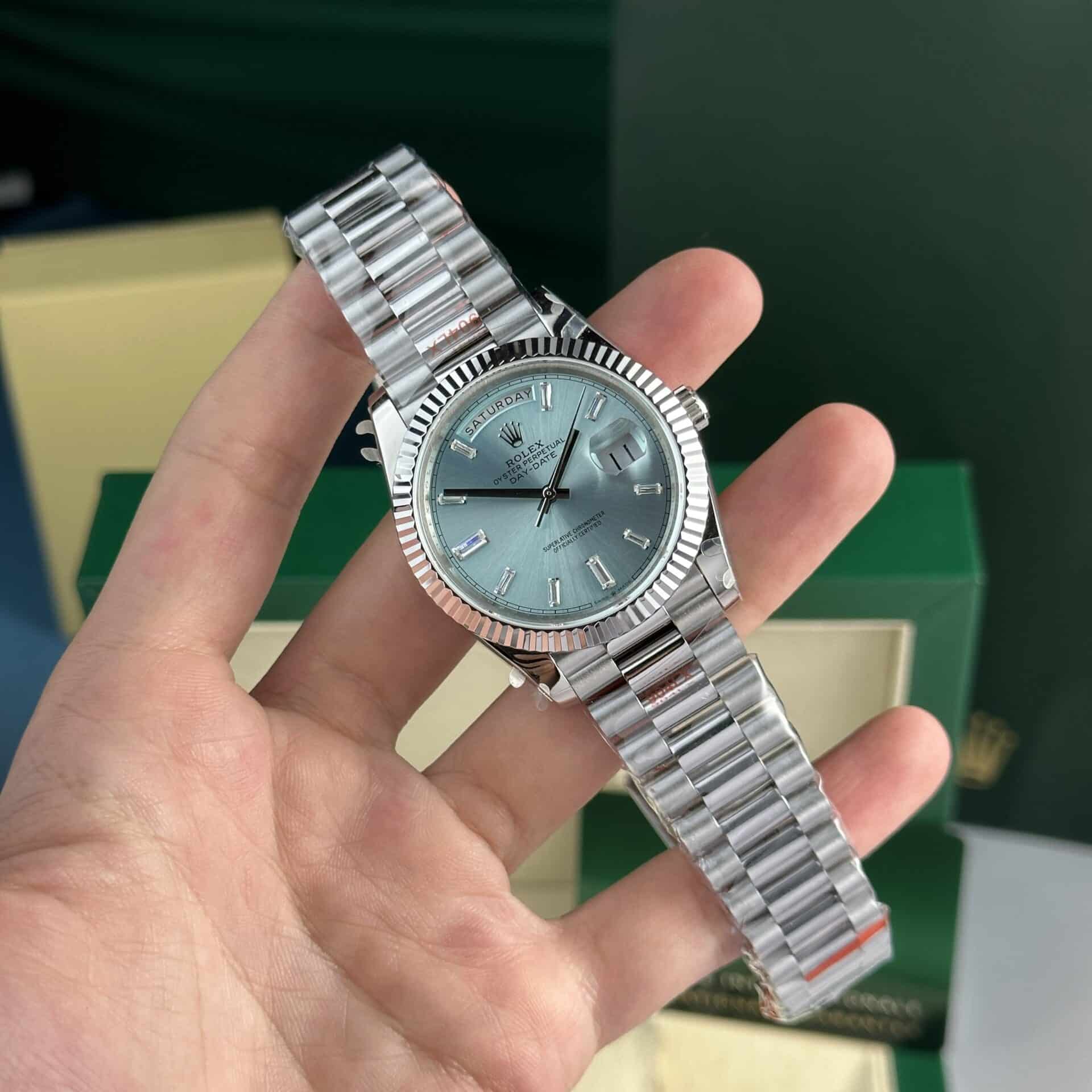 Rolex Day-Date 228236-0006 Ice Blue Diamond Dial 177g GMF V3 Best Replica 40mm - Image 3