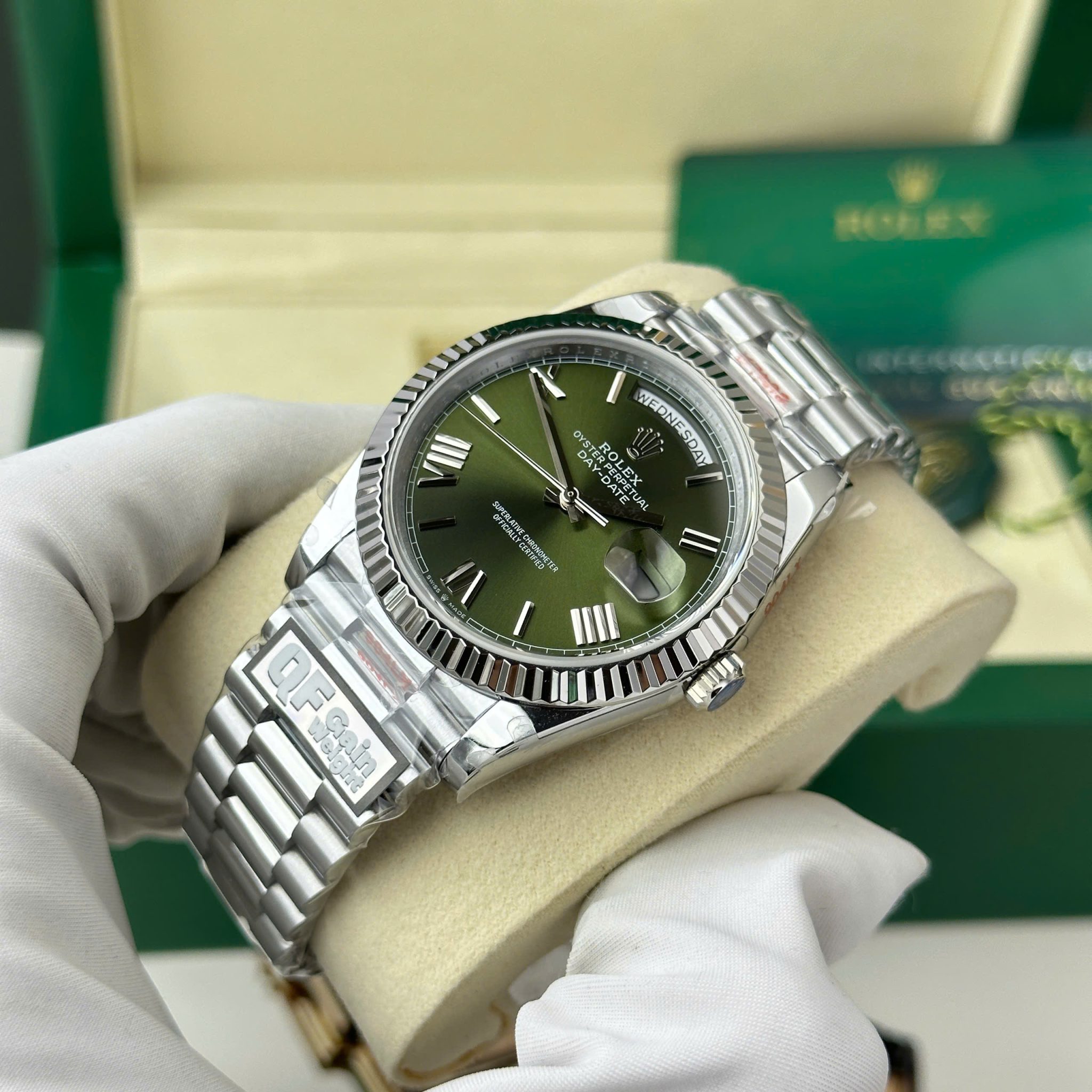 Rolex Day-Date 228239-0033 Mint Green Dial 184g Best Replica 40mm - Image 6