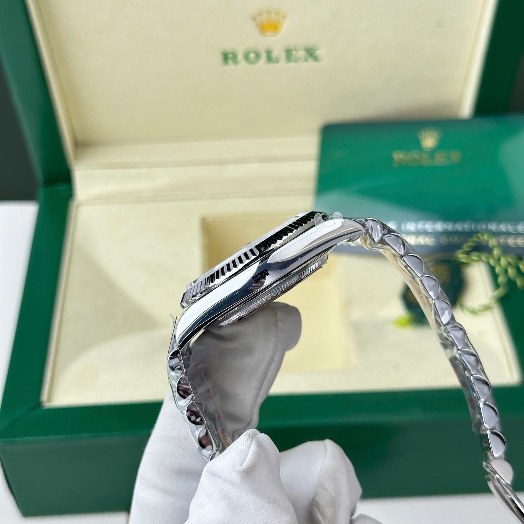 Rolex Day-Date 228239-0033 Mint Green Dial 184g Best Replica 40mm - Image 8