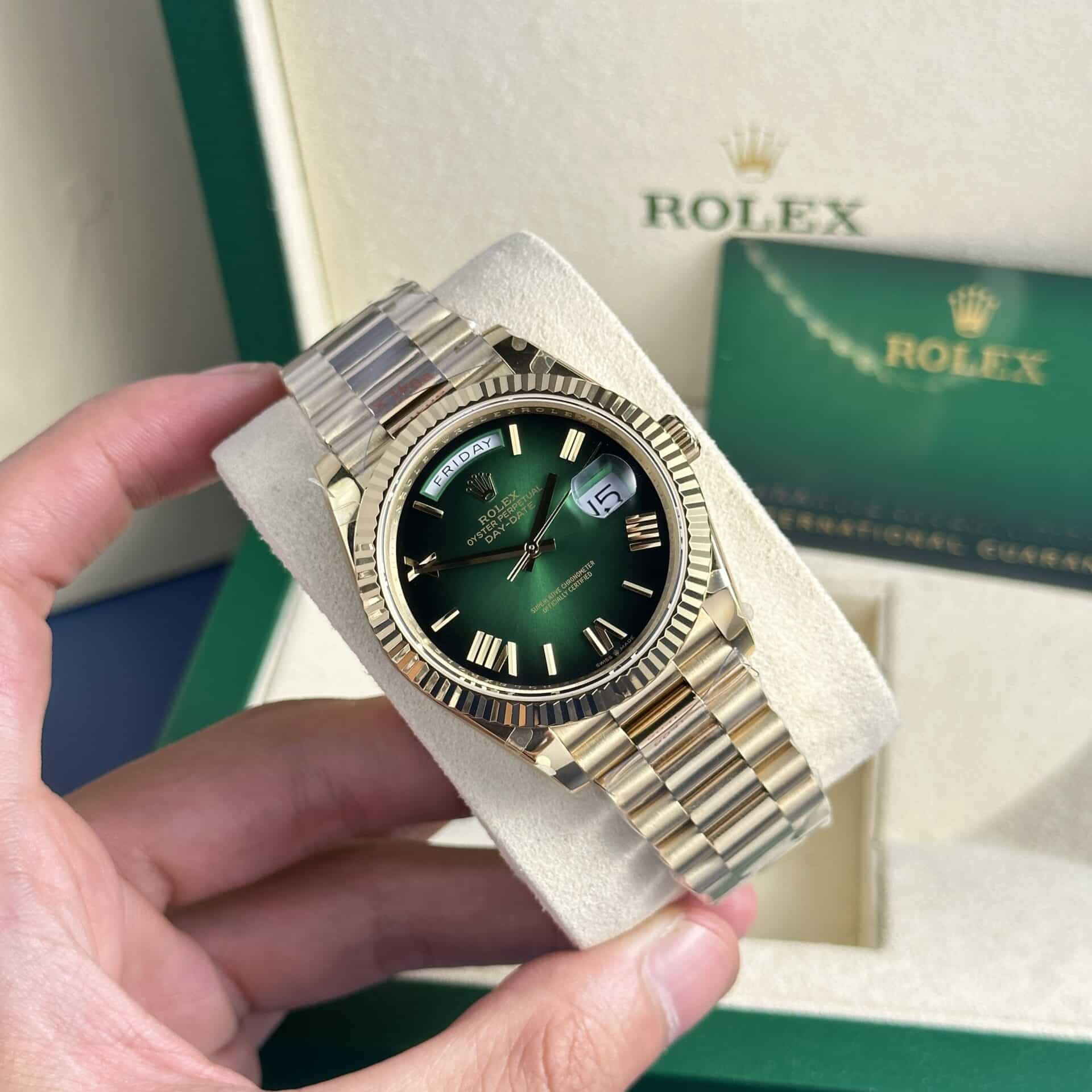 Rolex Day-Date 228238-0069 Green Ombré Dial Yellow Gold 184g Best Replica 40mm
