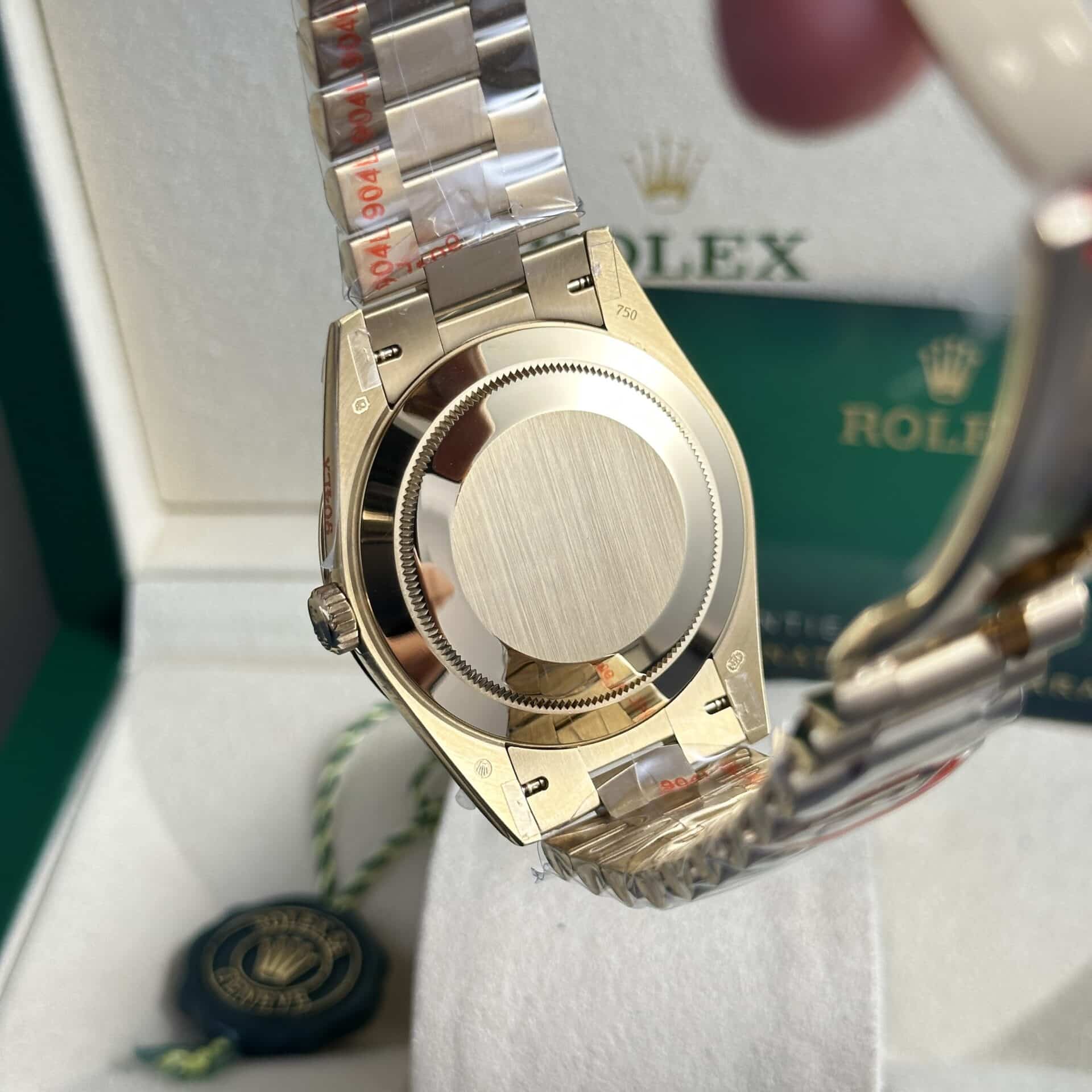 Rolex Day-Date 228238-0069 Green Ombré Dial Yellow Gold 184g Best Replica 40mm - Image 10