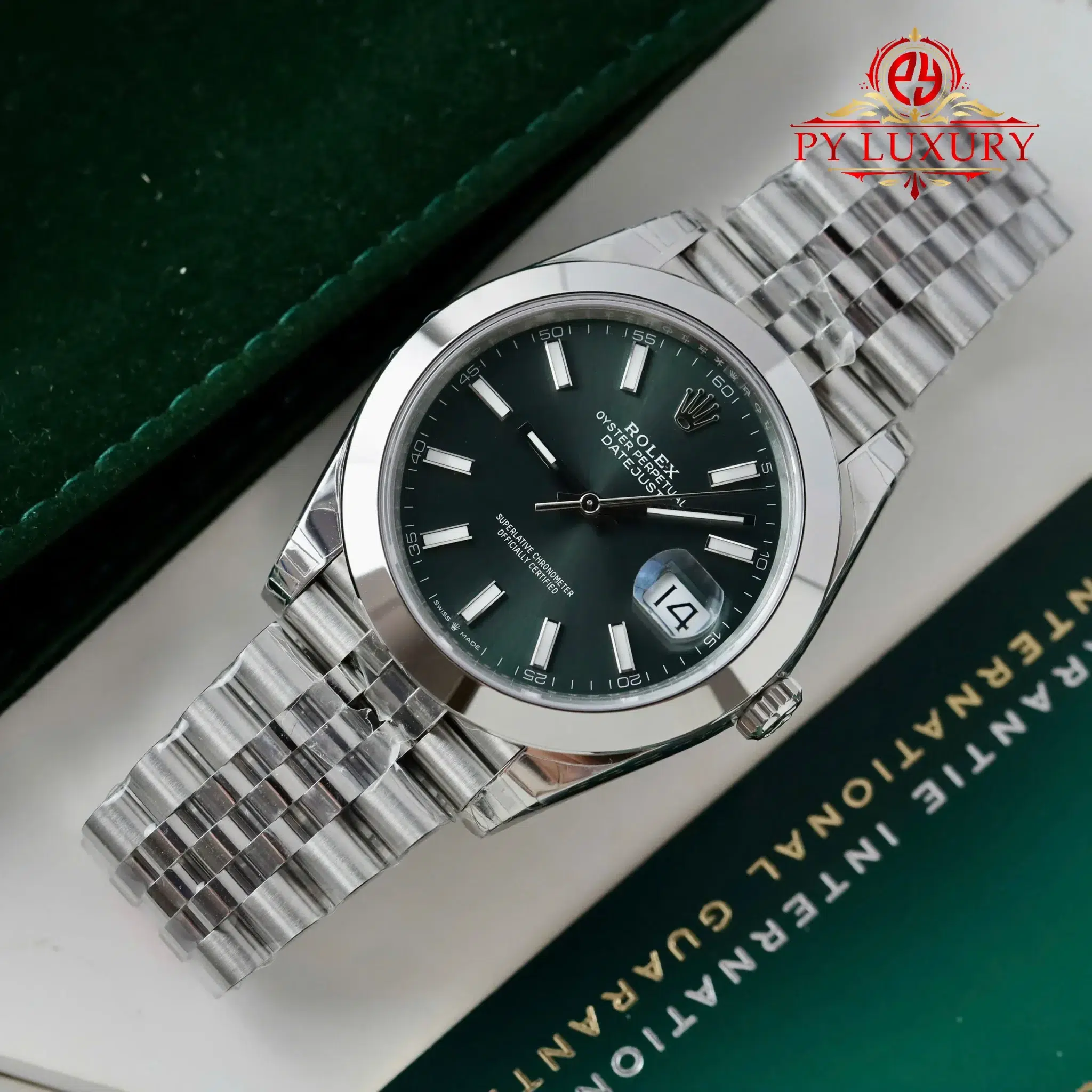 Rolex Datejust 126300 Mint Green Dial Smooth Bezel Jubilee Bracelet Best Replica VSF 41mm - Image 3