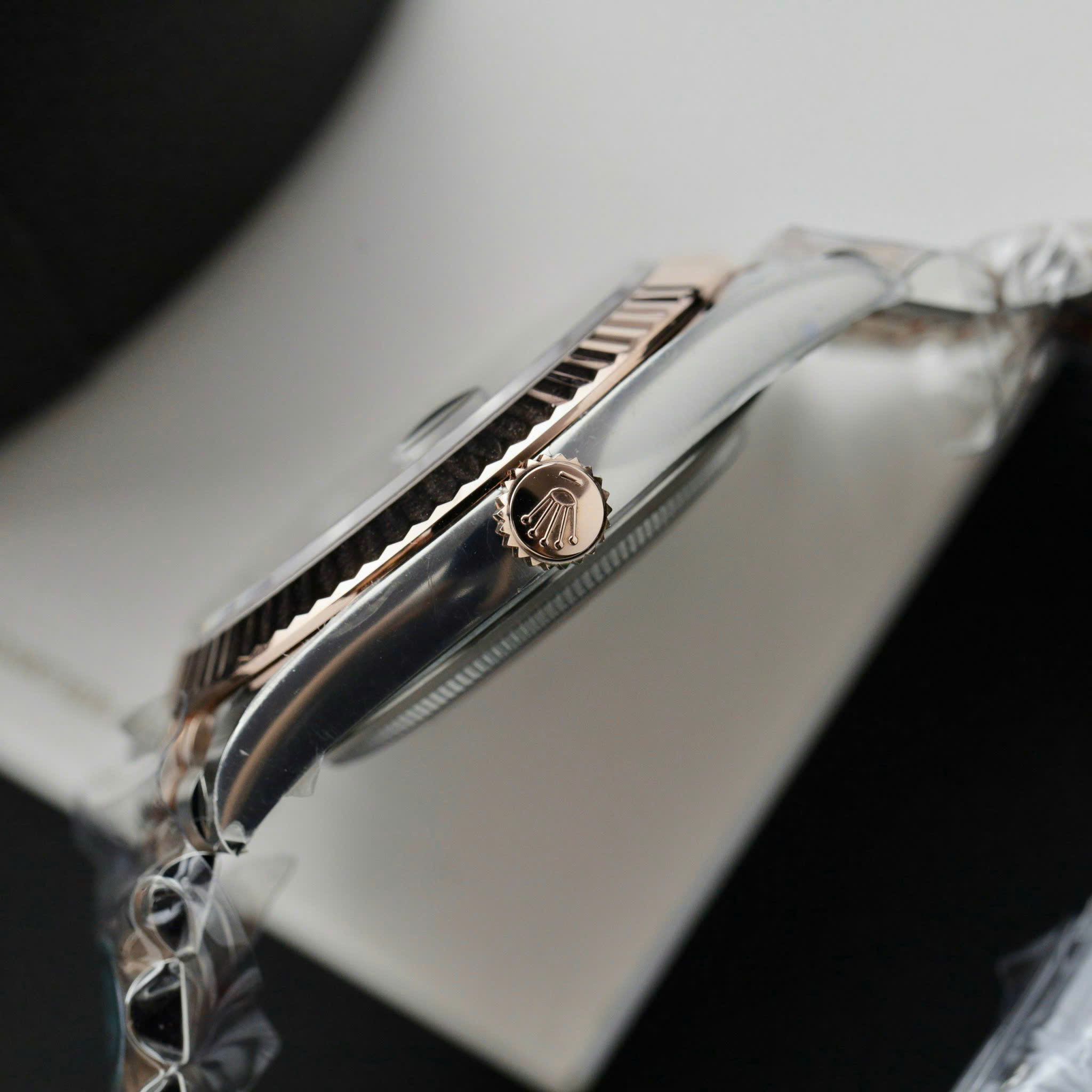 Rolex Datejust 126331-0004 Two Tone Rose Gold Chocolate Diamond Dial Jubilee Bracelet Best Replica Clean Factory 41mm - Image 6