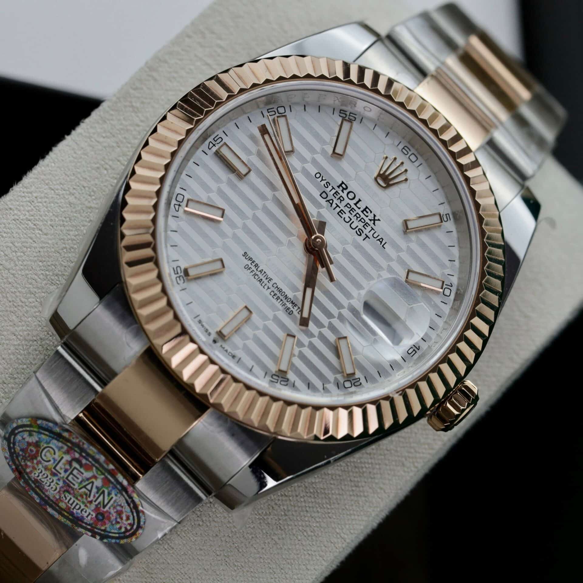 Rolex Datejust 41 Two Tone Rose Gold Silver Motif Dial Oyster Bracelet Best Replica Clean Factory 41mm - Image 3