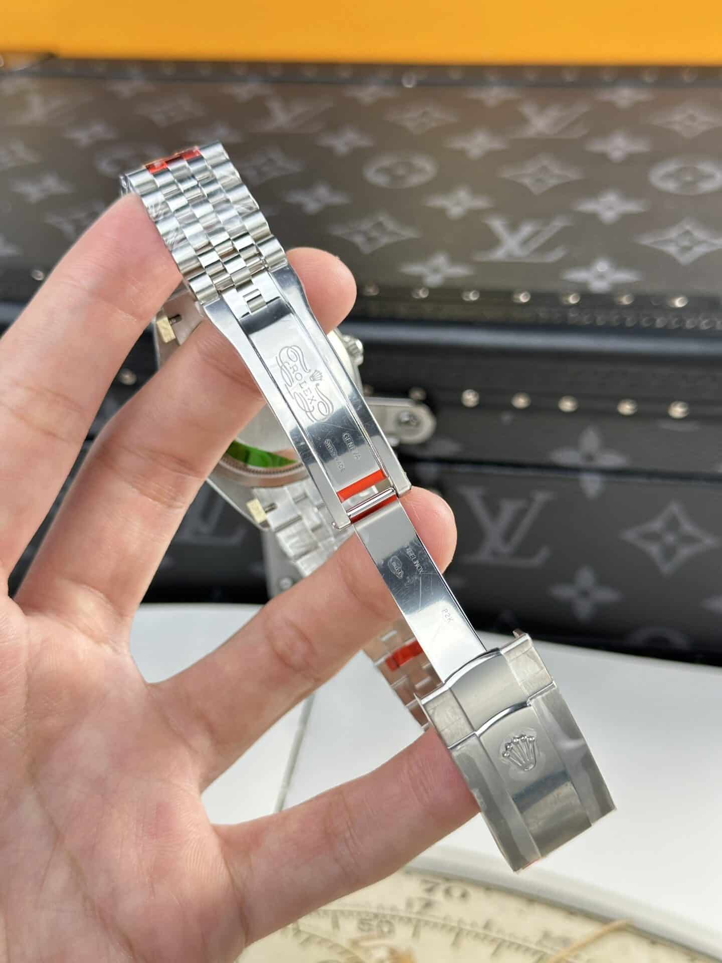 Rolex Datejust Blue Motif Diamond Dial Jubilee Top Quality Replica 36mm - Image 10