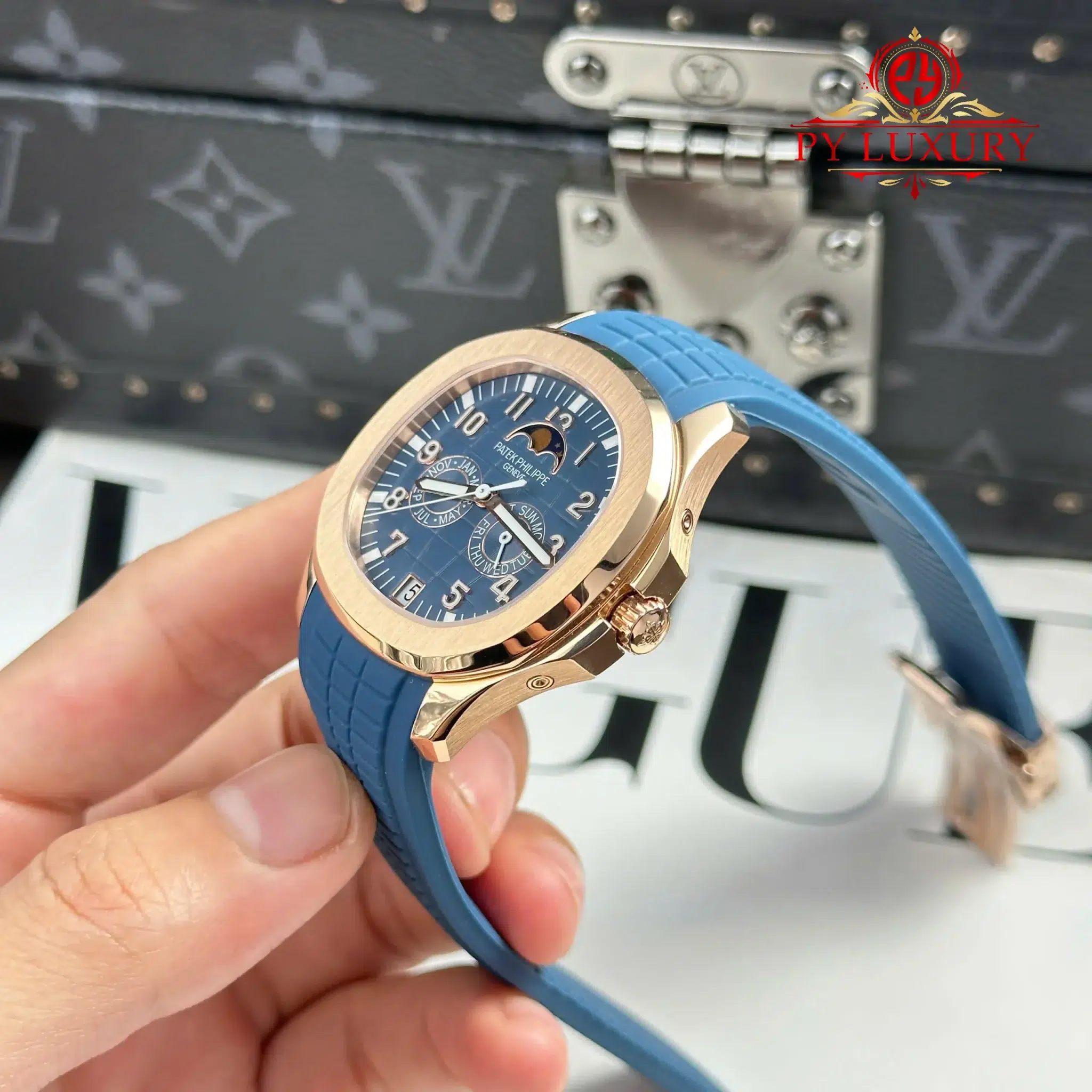 Patek Philippe Aquanaut Luce 5261R-001 Blue-gray Dial Best Replica 39.9mm - Image 3