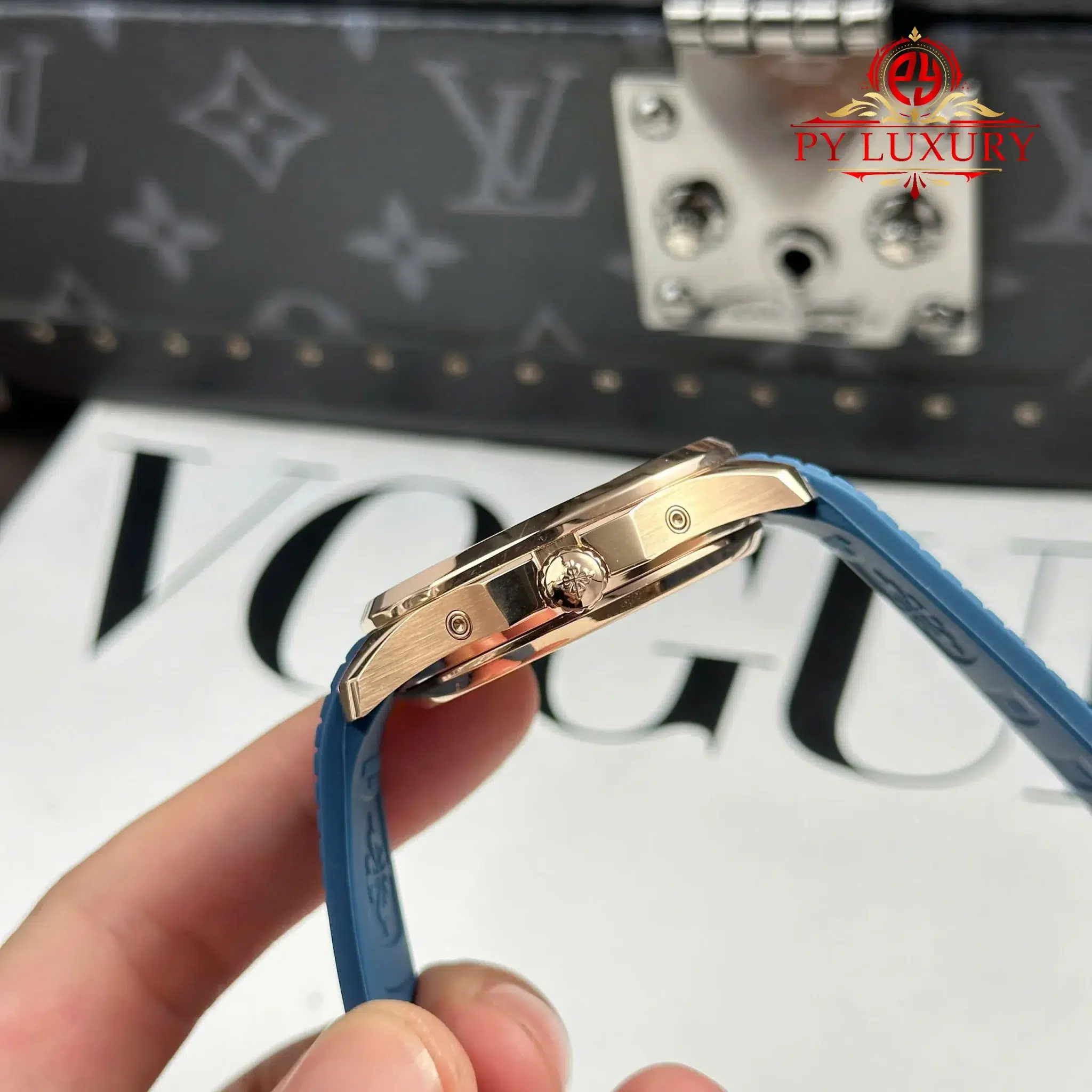 Patek Philippe Aquanaut Luce 5261R-001 Blue-gray Dial Best Replica 39.9mm - Image 7