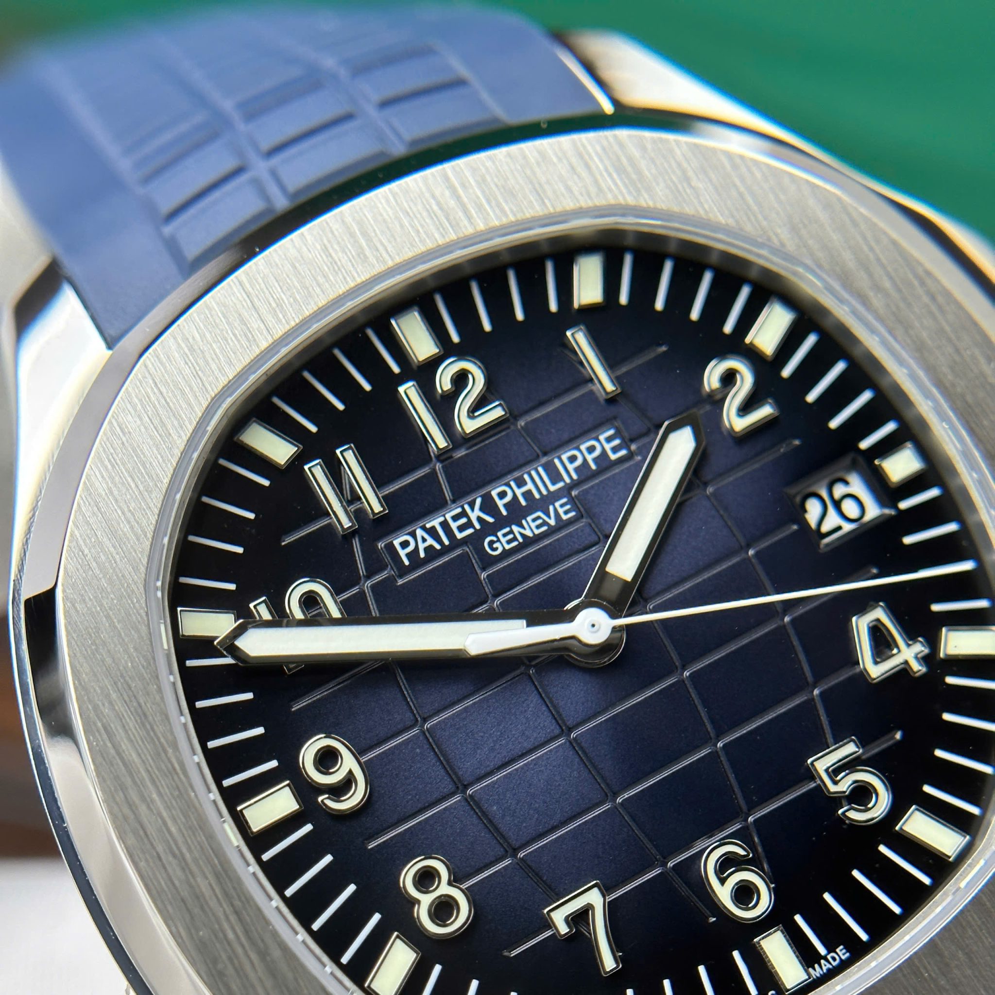 Patek Philippe Aquanaut 5168G-010 Blue Dial Modified Full Option Super Clone Best Replica 42.2mm - Image 5