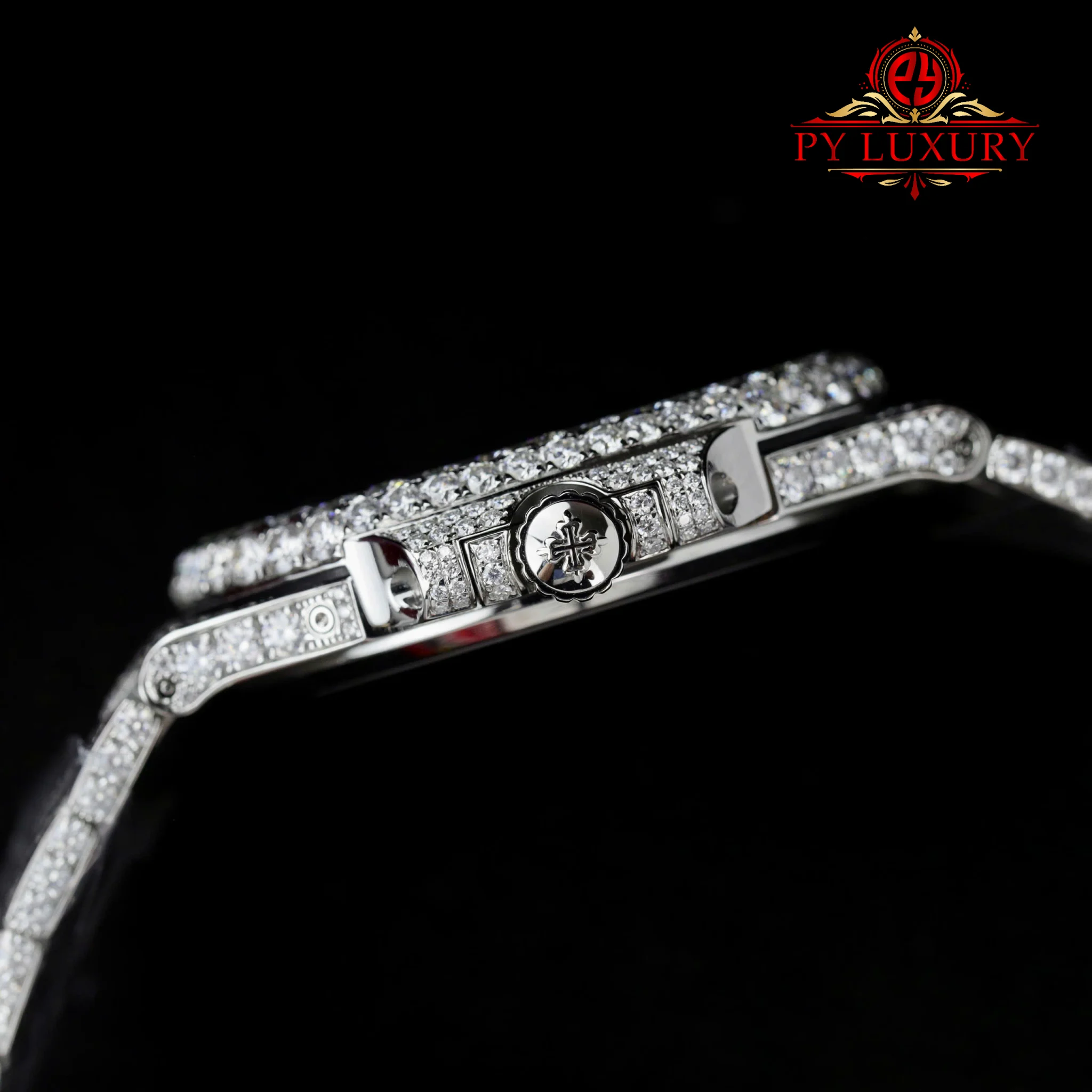 Patek Philippe Nautilus 5712/1A Blue Dial Iced Out Moissanite 1:1 Replica PPF 40mm - Image 8