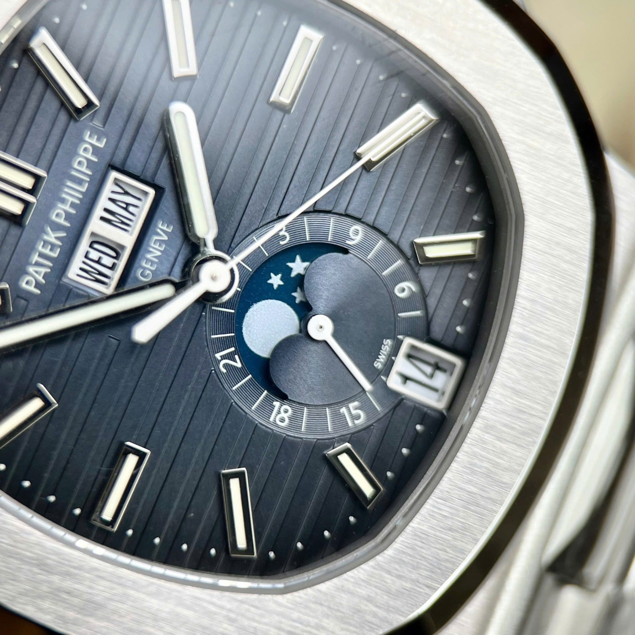 Patek Philippe Nautilus 5726/1A Annual Calendar Moonphase Blue Dial Best Replica PPF 40mm - Image 6