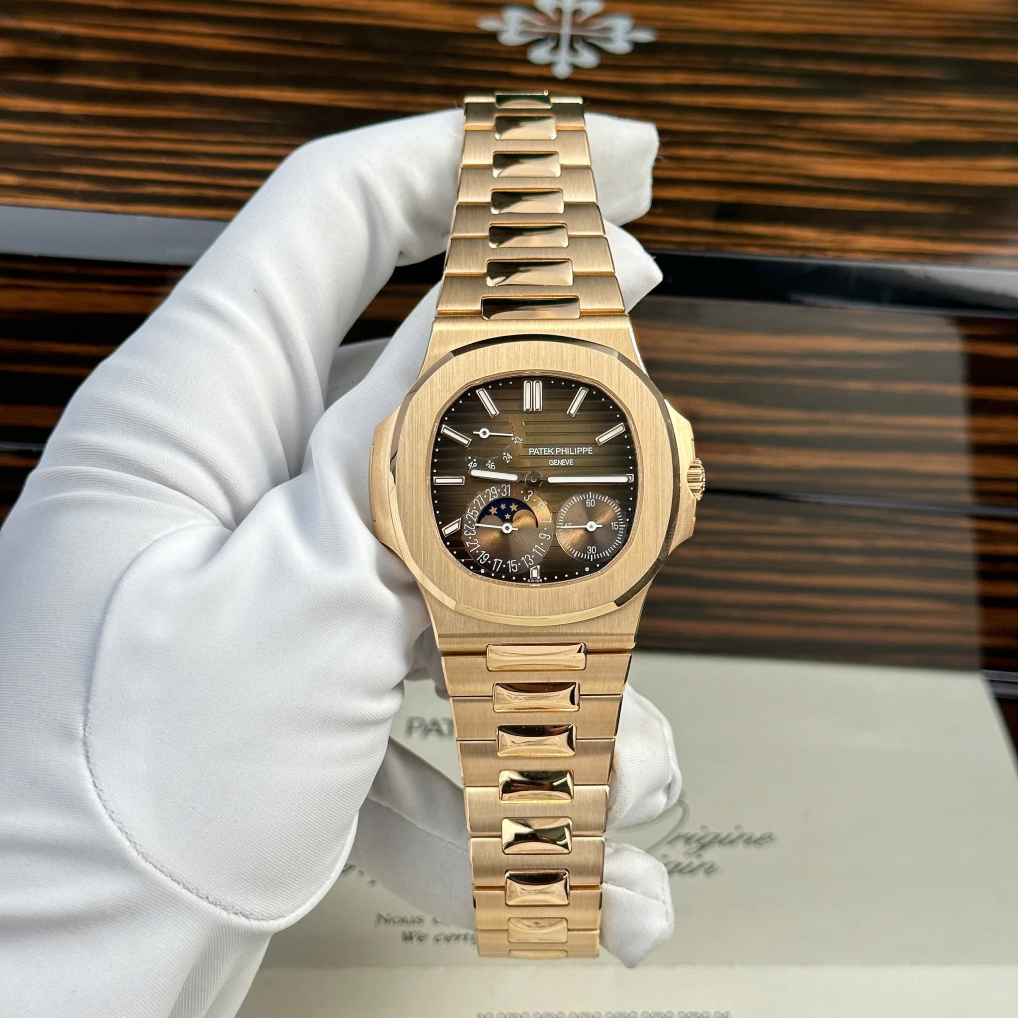 Patek Philippe Nautilus 5712/1R-001 Brown Dial 18K Solid Gold 1:1 CNC Custom Made 40mm - Image 2