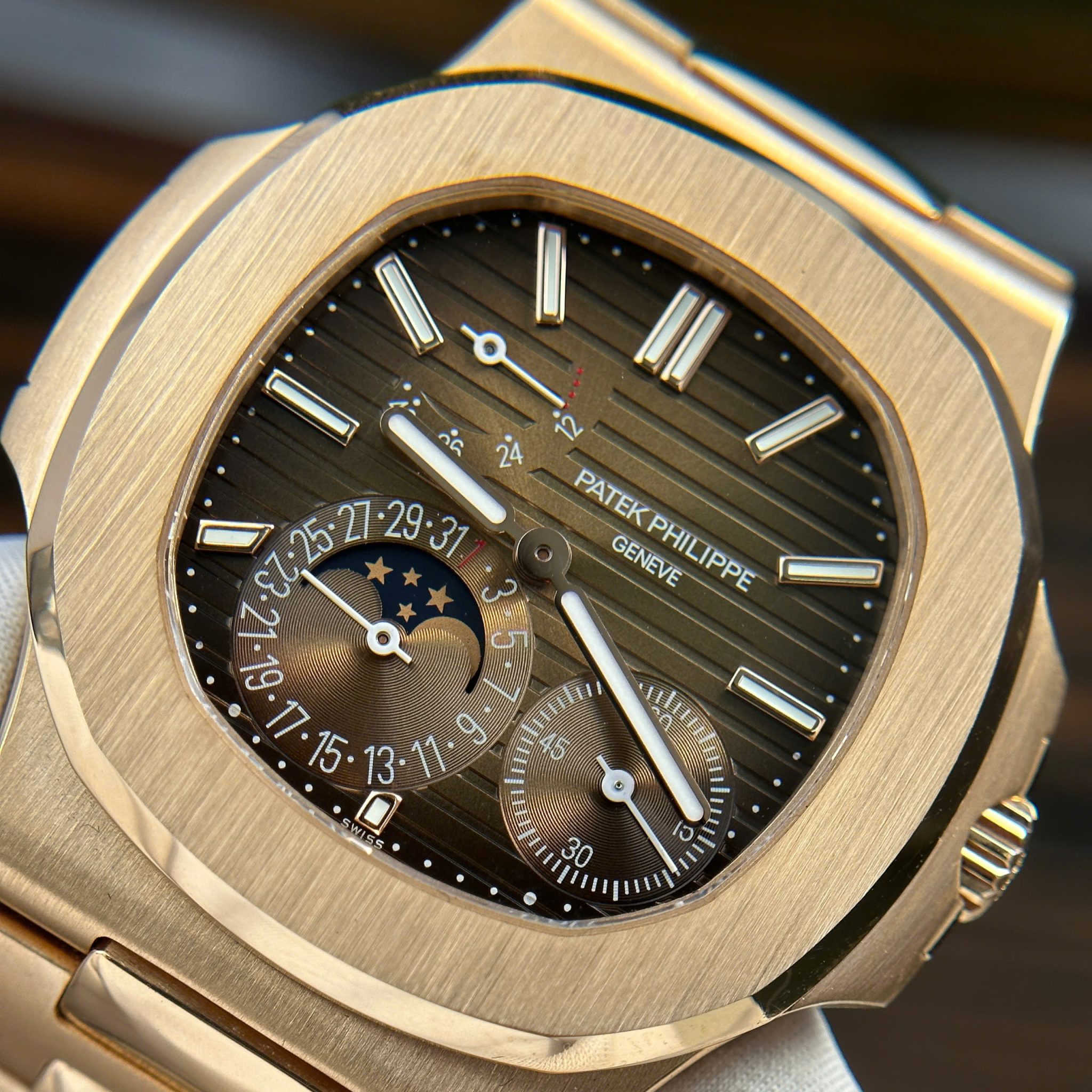 Patek Philippe Nautilus 5712/1R-001 Brown Dial 18K Solid Gold 1:1 CNC Custom Made 40mm - Image 5