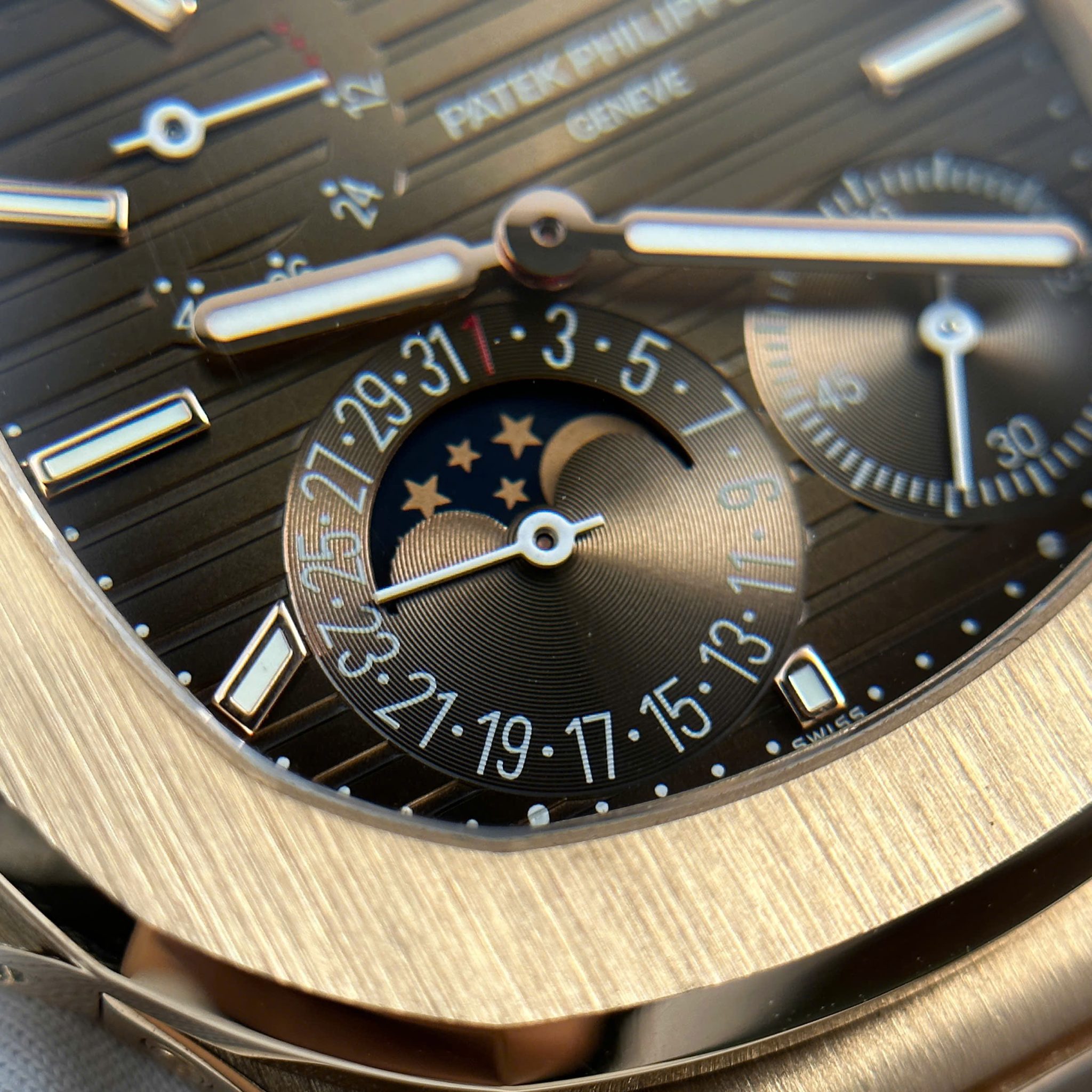 Patek Philippe Nautilus 5712/1R-001 Brown Dial 18K Solid Gold 1:1 CNC Custom Made 40mm - Image 8