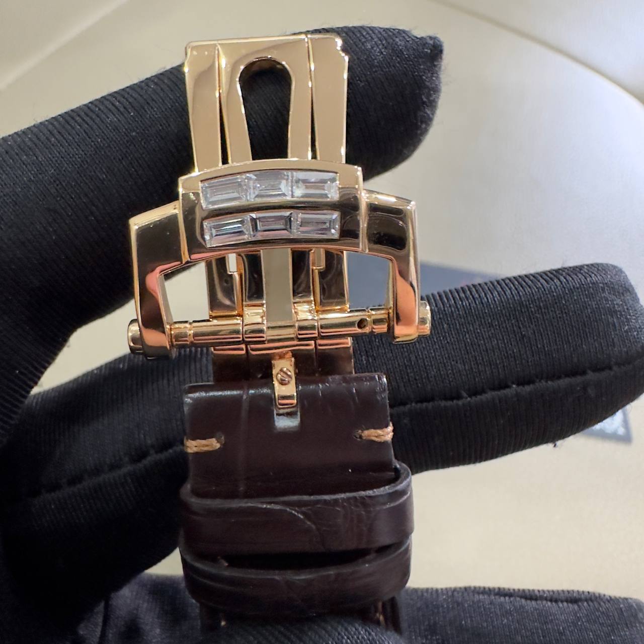 Patek Philippe Nautilus 5724R-001 Pure 18K Solid Gold Custom Baguette Diamonds Crocodile Leather Strap 40mm - Image 15