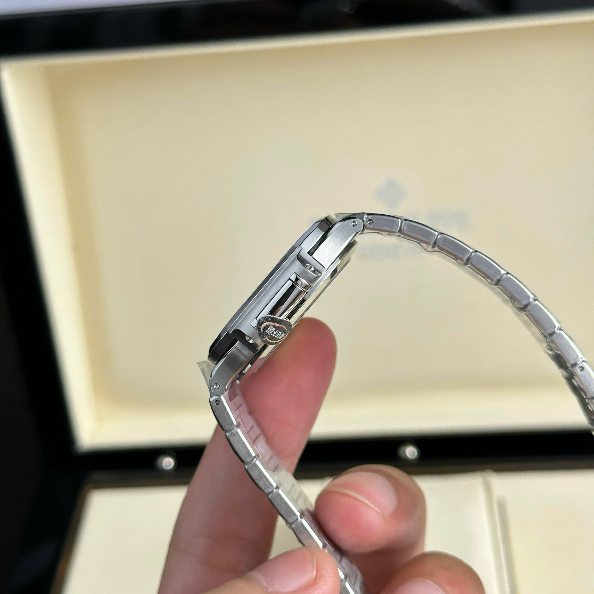 Patek Philippe Nautilus 7118/1A-010 Steel White Dial Best Clone 3KF 35.2mm - Image 8