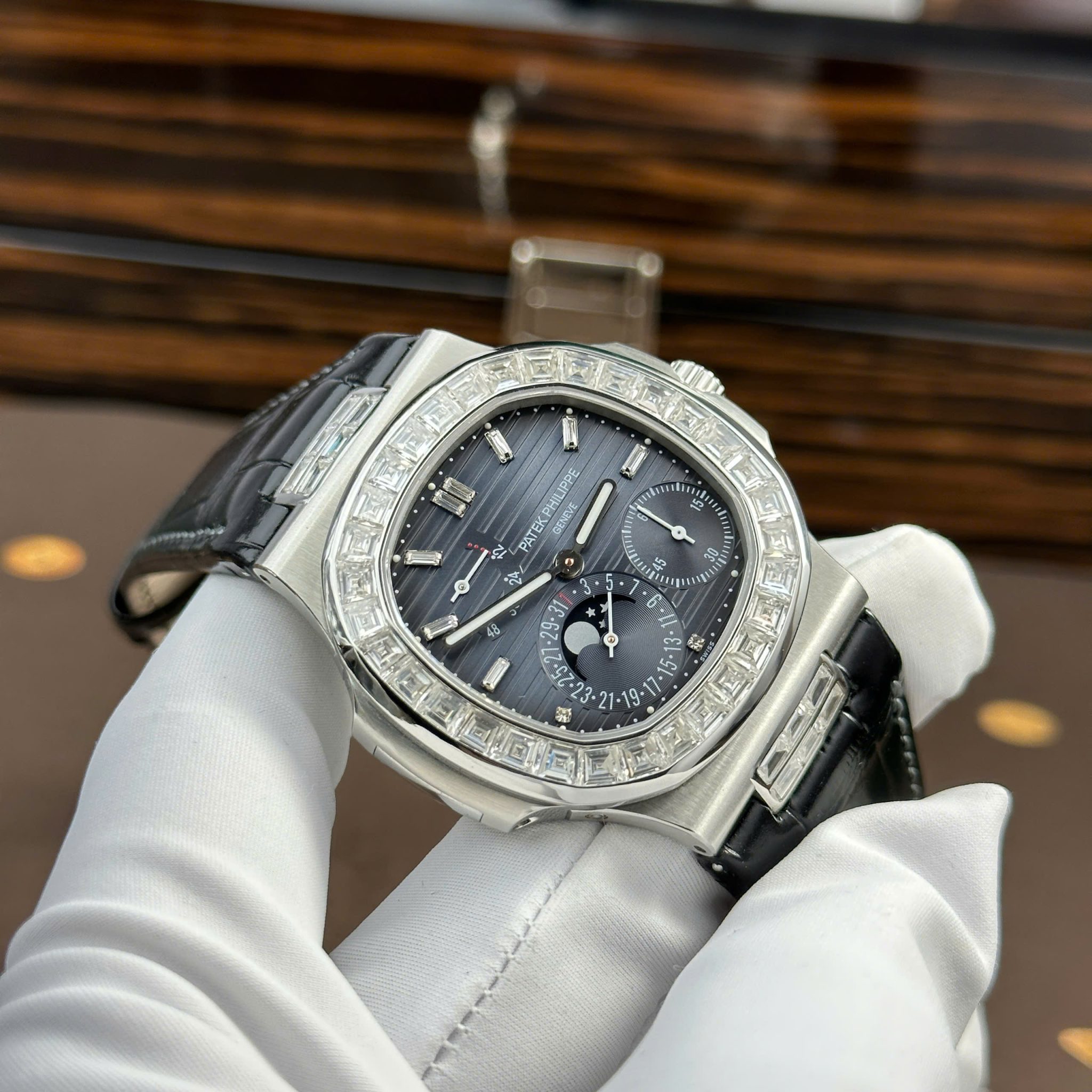 Patek Philippe Nautilus 5724G-001 Blue Dial Baguette Moissanite Full Functions Modified Max Options 40mm - Image 5