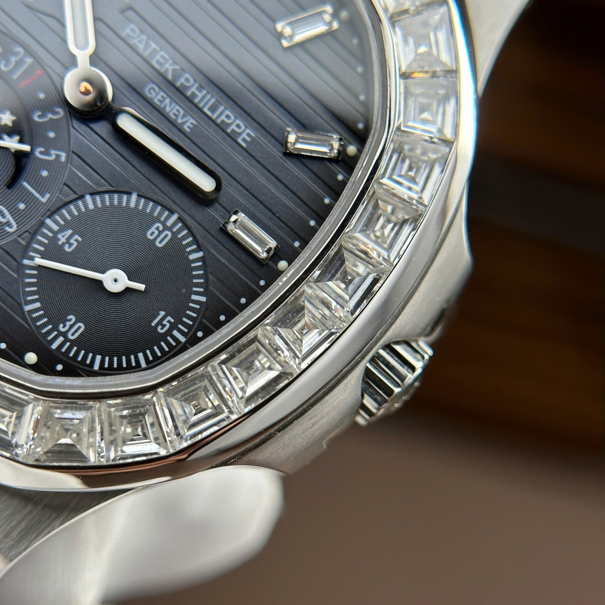 Patek Philippe Nautilus 5724G-001 Blue Dial Baguette Moissanite Full Functions Modified Max Options 40mm - Image 7