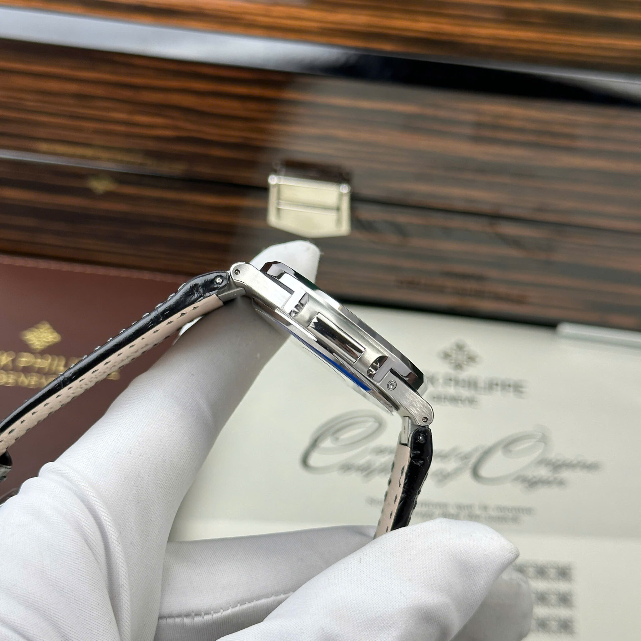 Patek Philippe Nautilus 5712 Blue Dial Baguette Stone Bezel Full Functions PPF Best Replica 40mm - Image 5