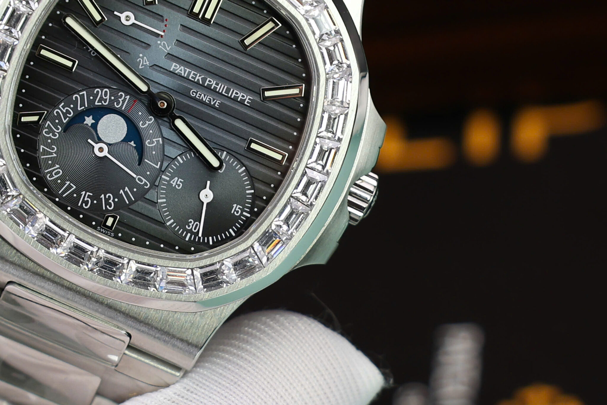 Patek Philippe Nautilus 5712 Blue Dial Baguette Stone Bezel Bracelet Full Functions PPF Best Replica 40mm - Image 6