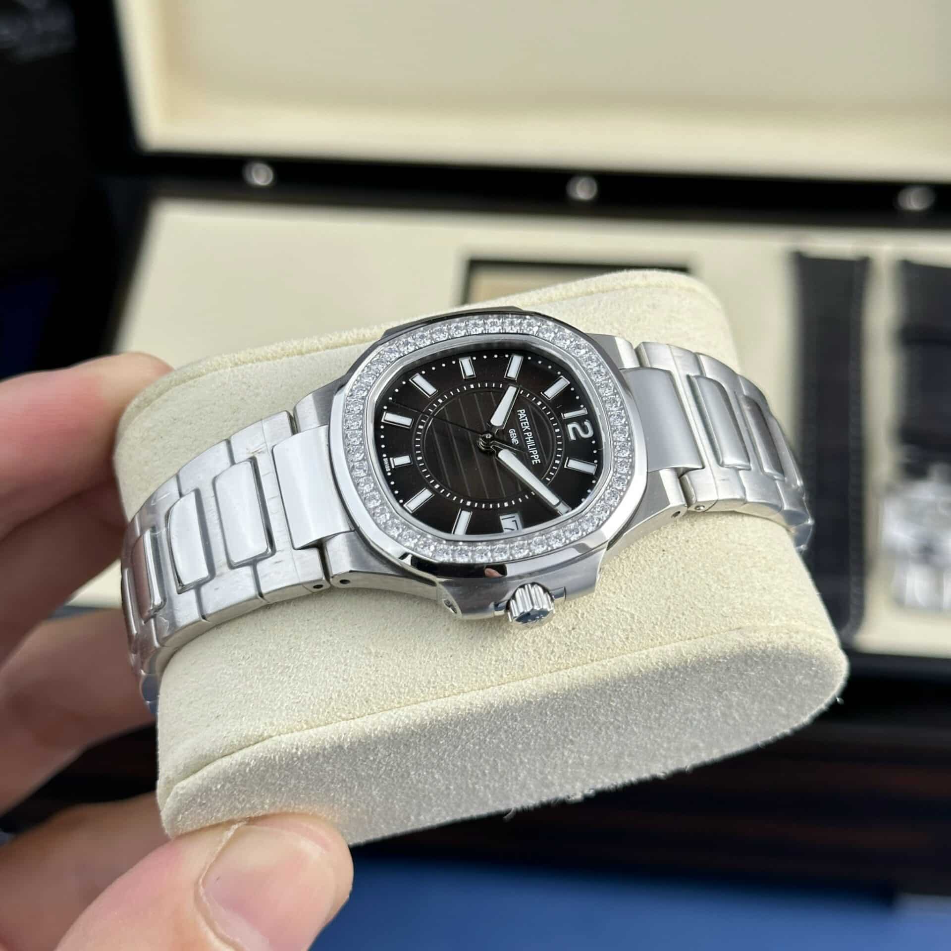 Patek Philippe Nautilus 7010 Brown Dial Diamond Bezel Lady Swiss Quartz Best Replica 32mm - Image 3