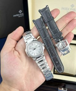 Patek Philippe Nautilus 7010 Silver Dial Lady Swiss Quartz Best Replica 32mm