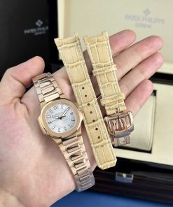 Patek Philippe Nautilus 7010/1R Rose Gold White Dial Lady Watch Quartz Best Replica 32mm