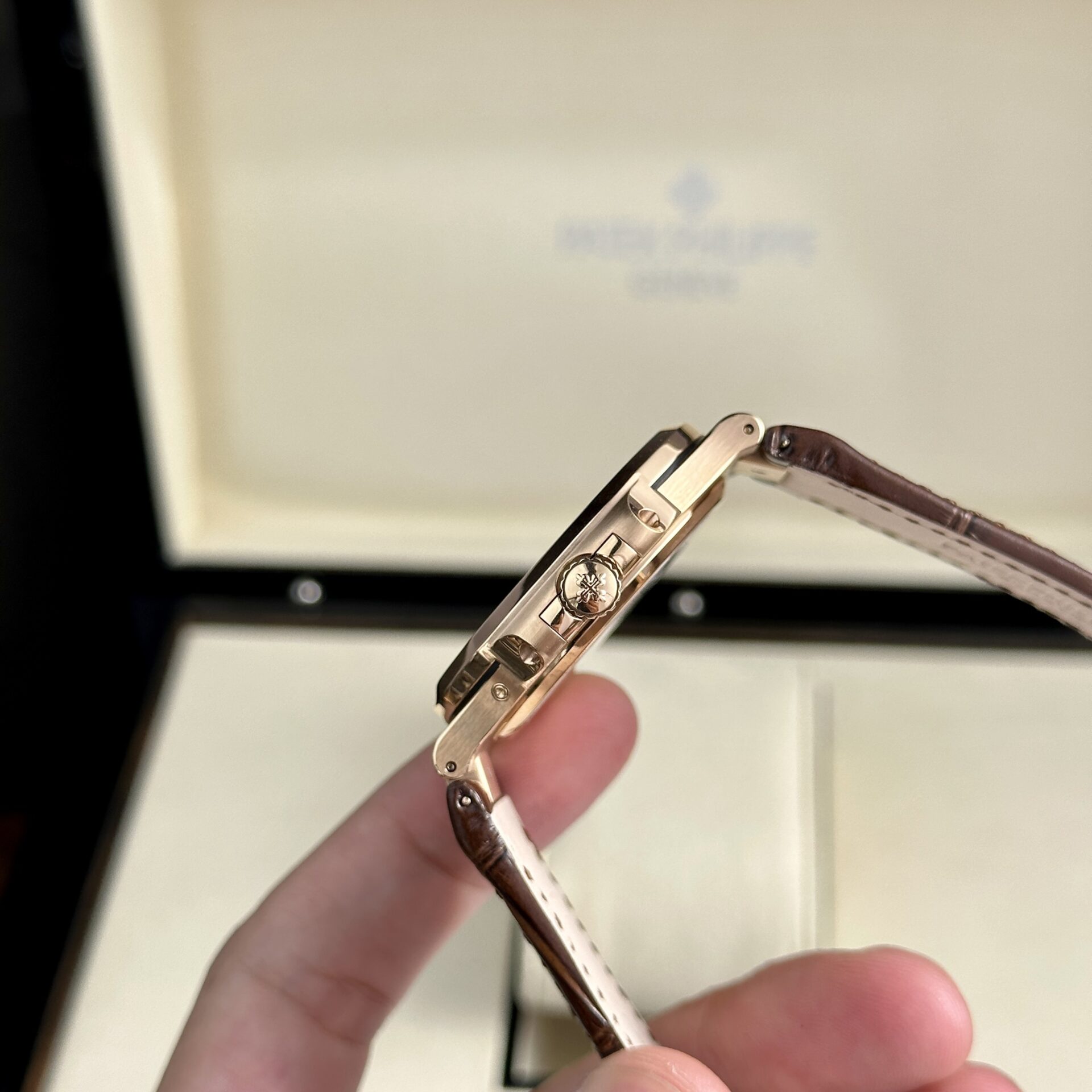 Patek Philippe Nautilus 5712R Rose Gold Grey Dial Leather Best Replica PPF V2 40mm - Image 6