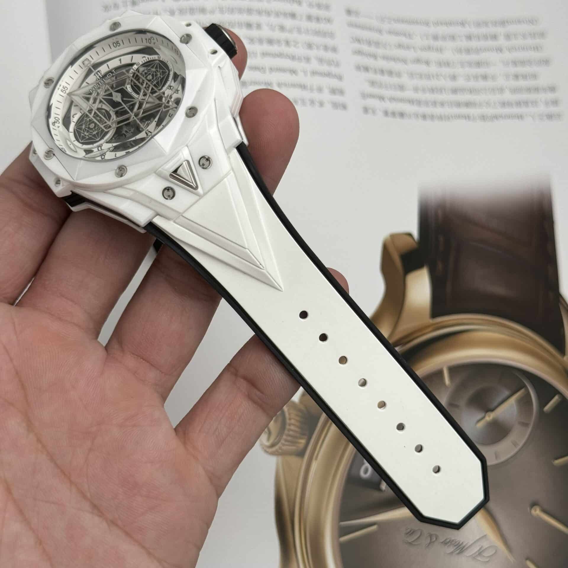 Hublot Big Bang Sang Bleu II White Ceramic Rubber Top Quality Replica BBF 45mm - Image 7