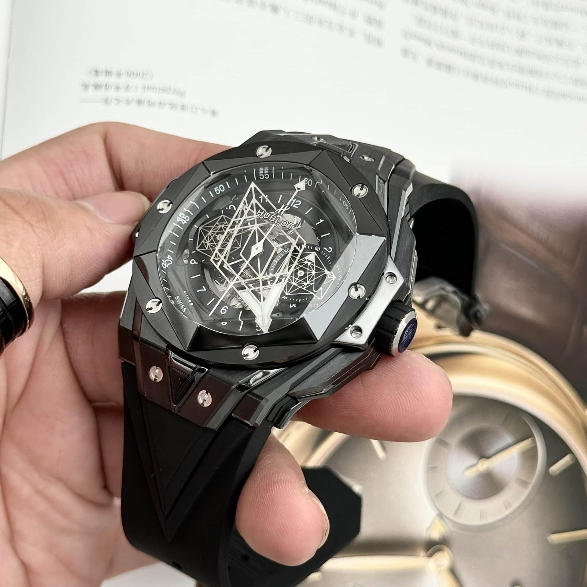 Hublot Big Bang Sang Bleu II Black Ceramic Black Dial Best Replica 45mm - Image 8