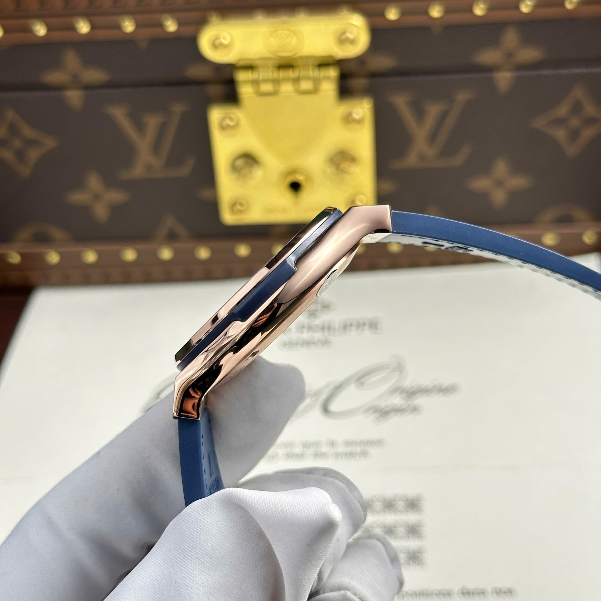 Hublot Classic Fusion King Gold Blue Dial Best Replica JJF 42mm - Image 7