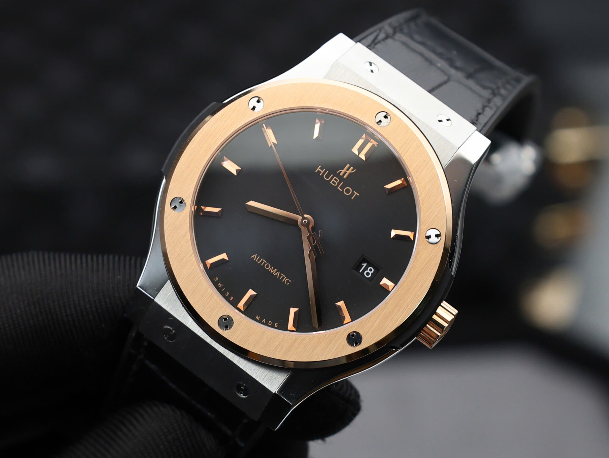 Hublot Classic Fusion Titanium King Gold Black Dial Best Replica 42mm - Image 4