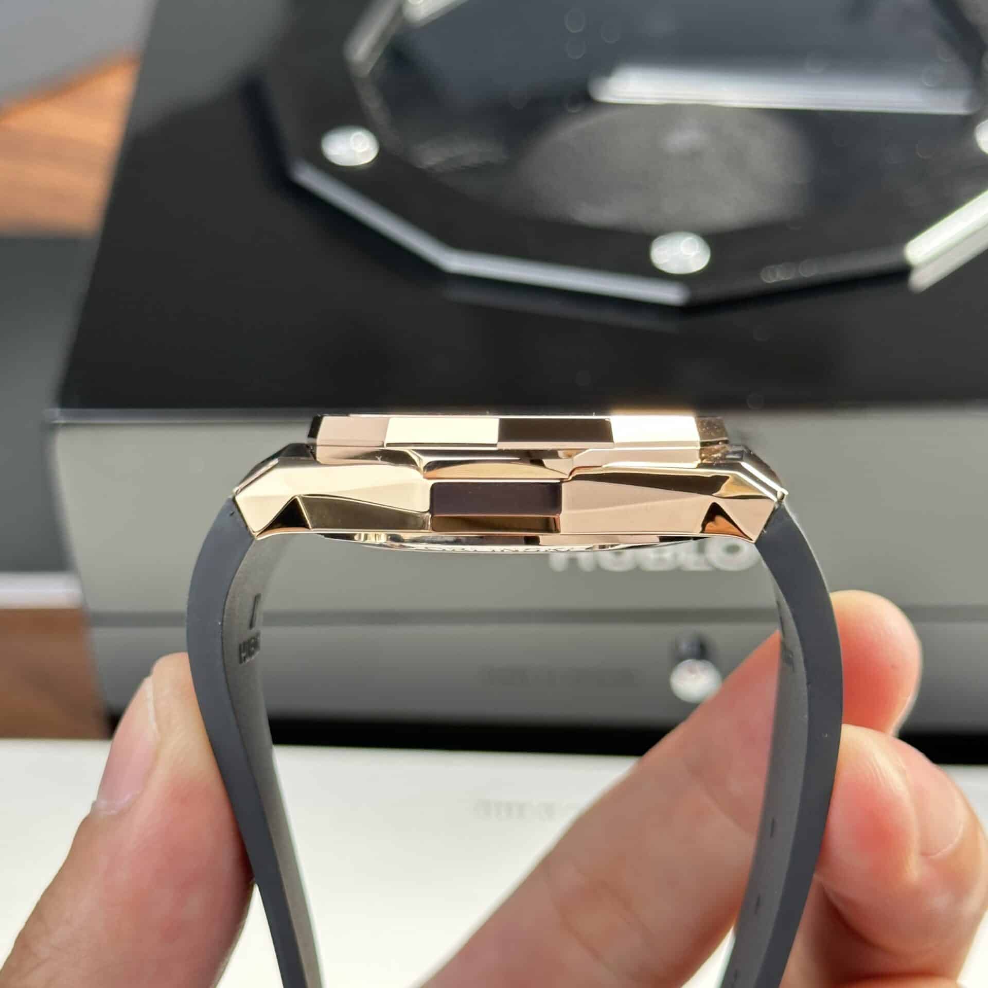 Hublot Classic Fusion Orlinski King Gold Black Dial Replica 40mm - Image 6