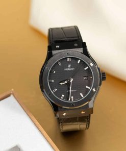 Hublot Classic Fusion Black Magic Carbon Dial Swiss Movement Top Quality Replica 42mm