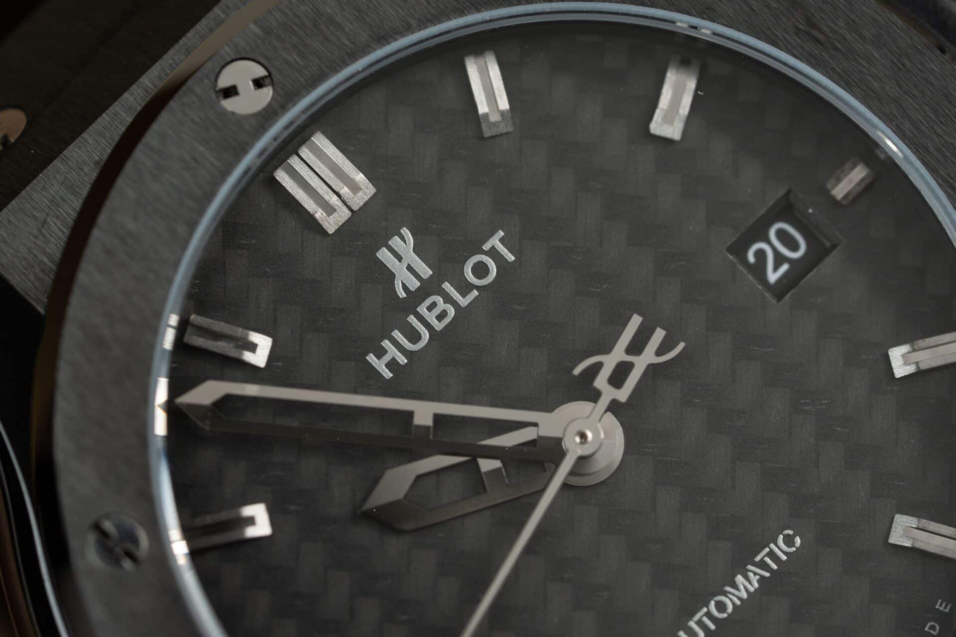 Hublot Classic Fusion Black Magic Carbon Dial Swiss Movement Top Quality Replica 42mm - Image 4