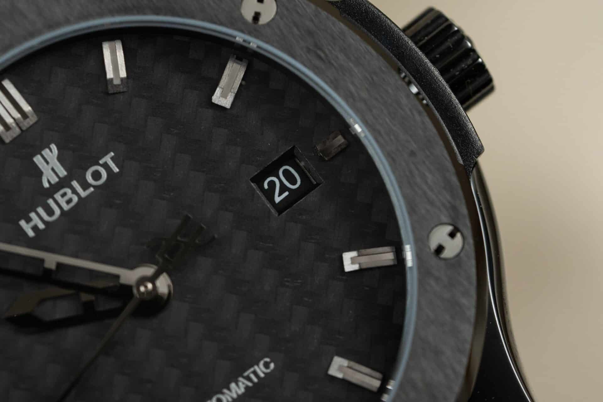 Hublot Classic Fusion Black Magic Carbon Dial Swiss Movement Top Quality Replica 42mm - Image 5