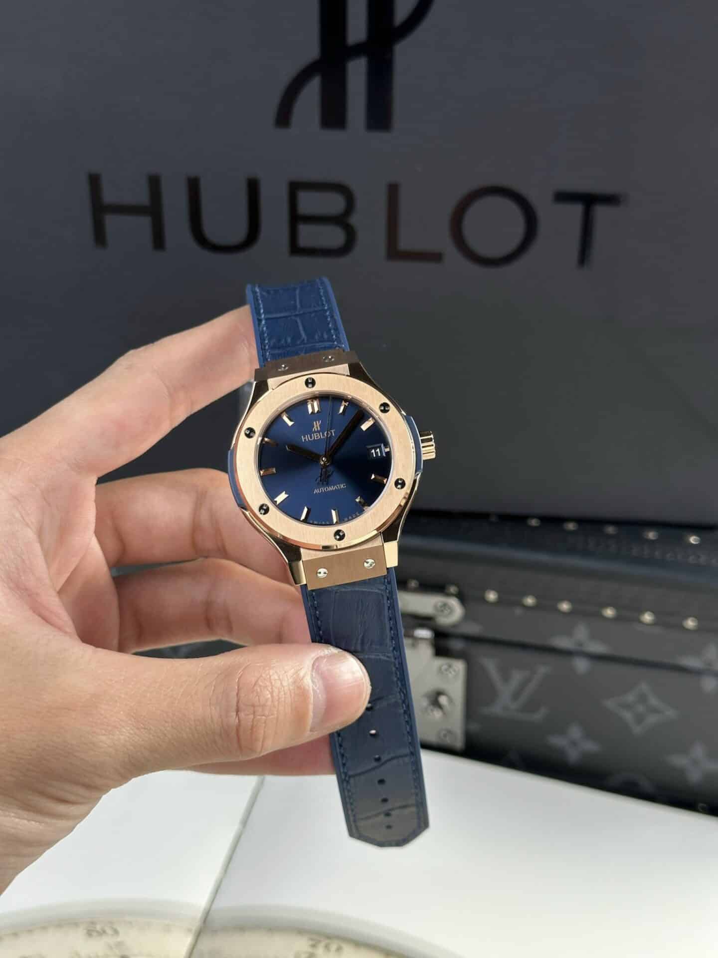 Hublot Classic Fusion King Gold Blue Dial Best Replica JJF 38mm - Image 2