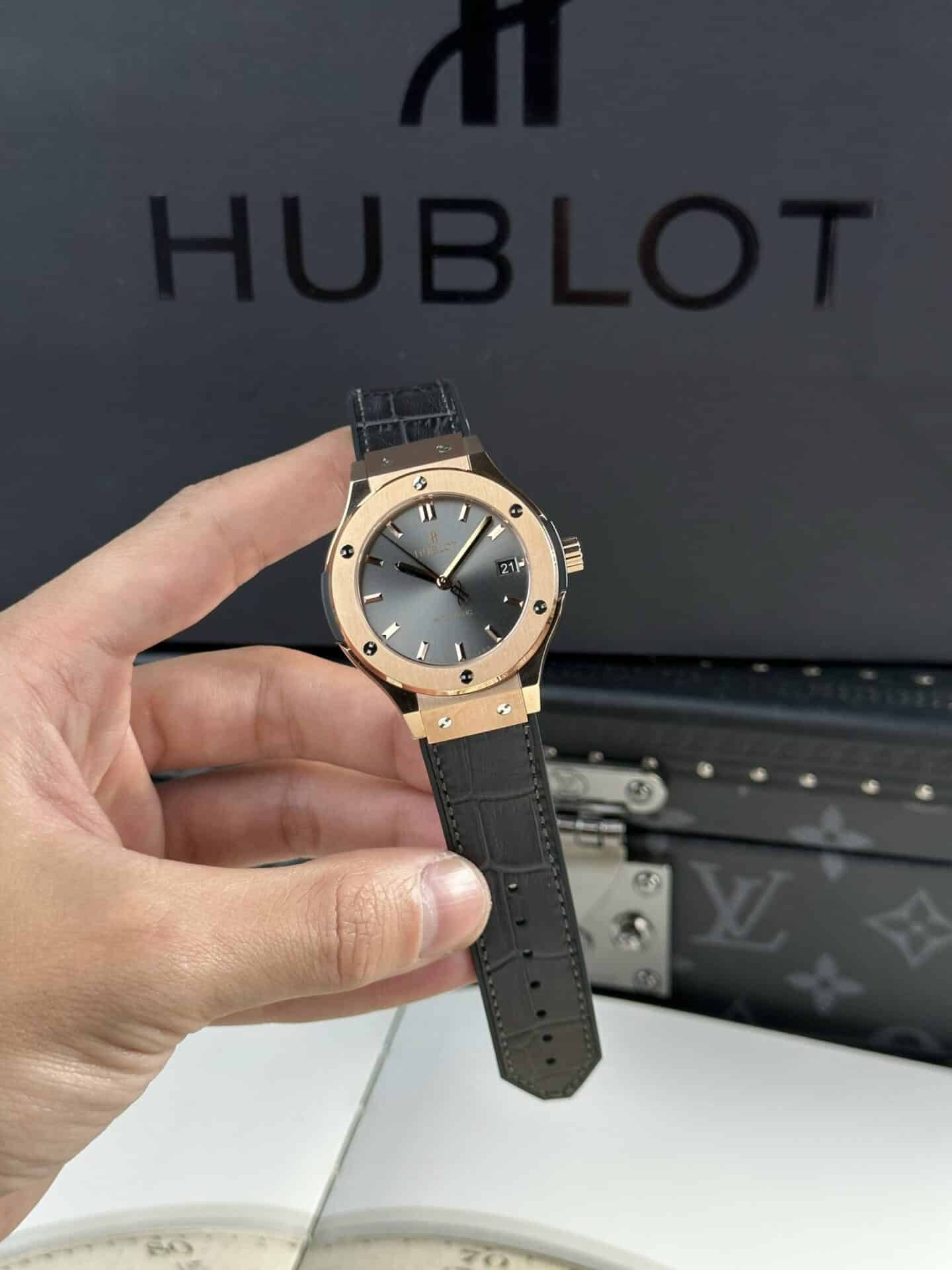 Hublot Classic Fusion King Gold Grey Dial Best Replica JJF 38mm - Image 2